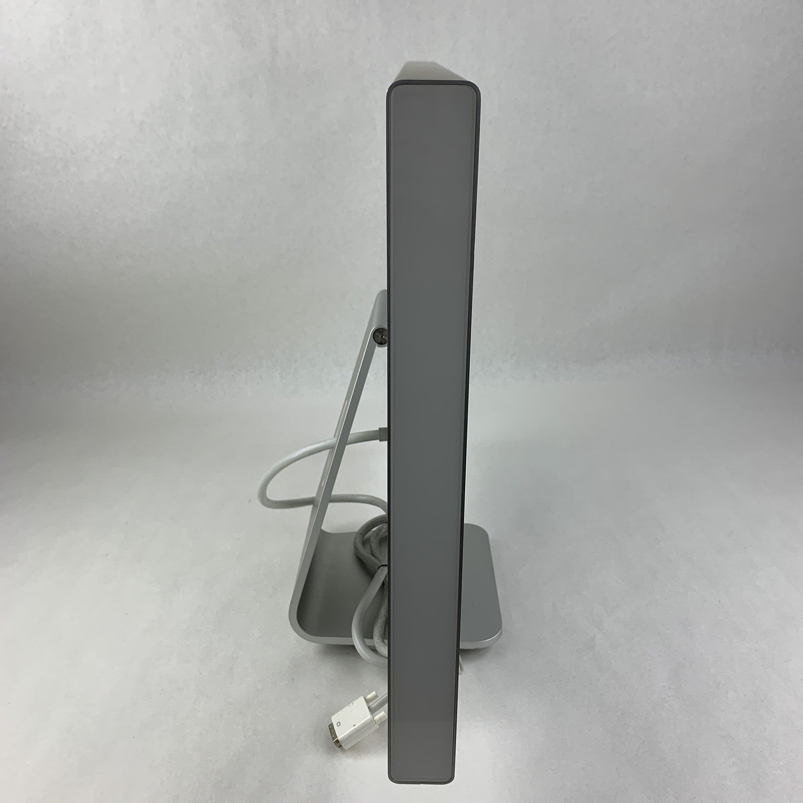 Apple Cinema Display A1083 30" Monitor Tested w/ Cords No Power Supply Scuff