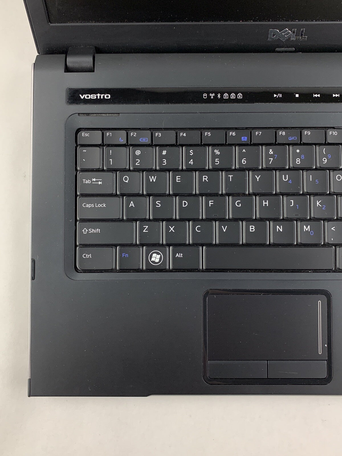 Dell Vostro 3500 15.6" i7-M640 2.80 GHz 4 GB RAM No SSD/OS/AC/Batt6