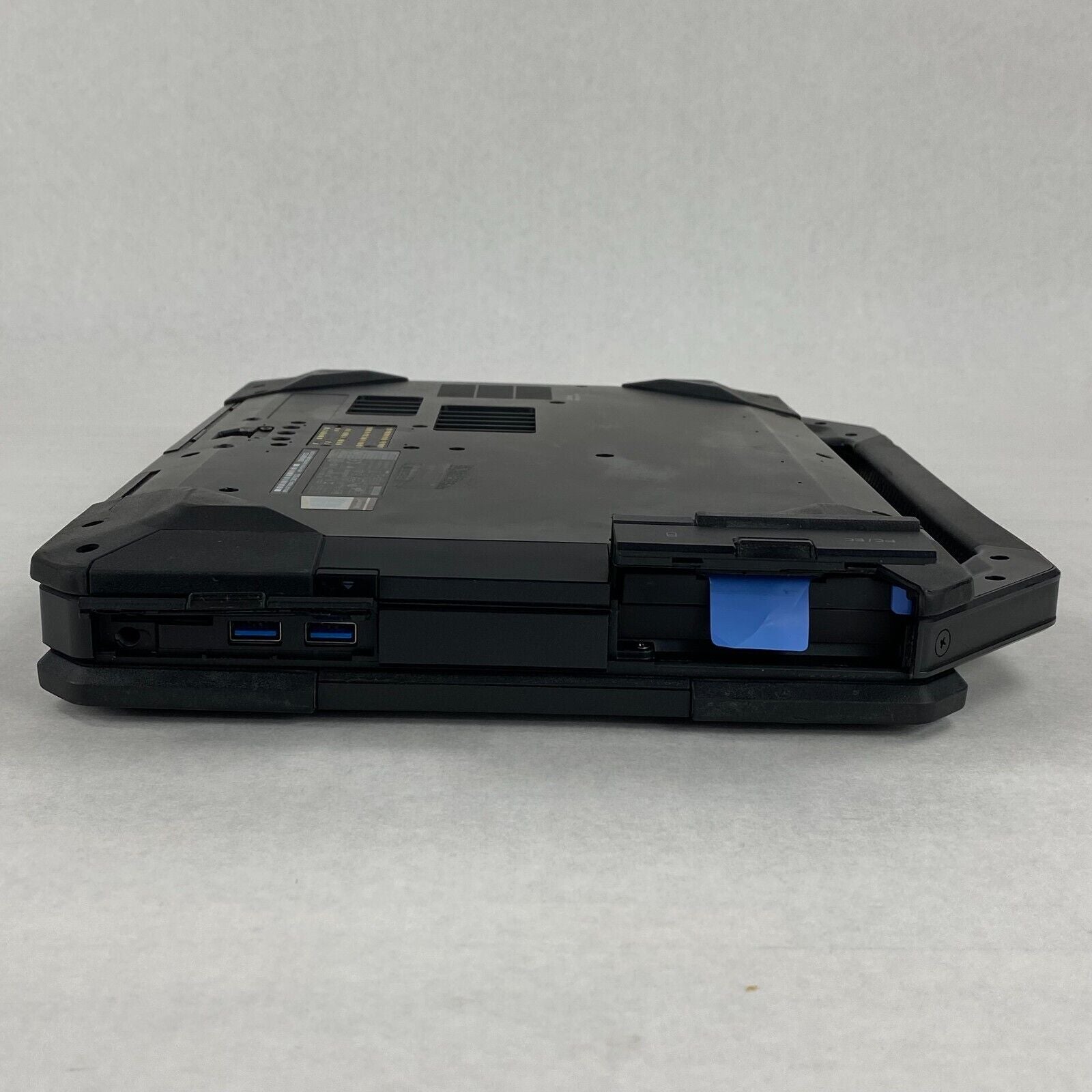 Dell Latitude 14 Rugged 5414 i5-6300U 2.40GHz 8GB RAM 14.0" No Battery No HDD/OS