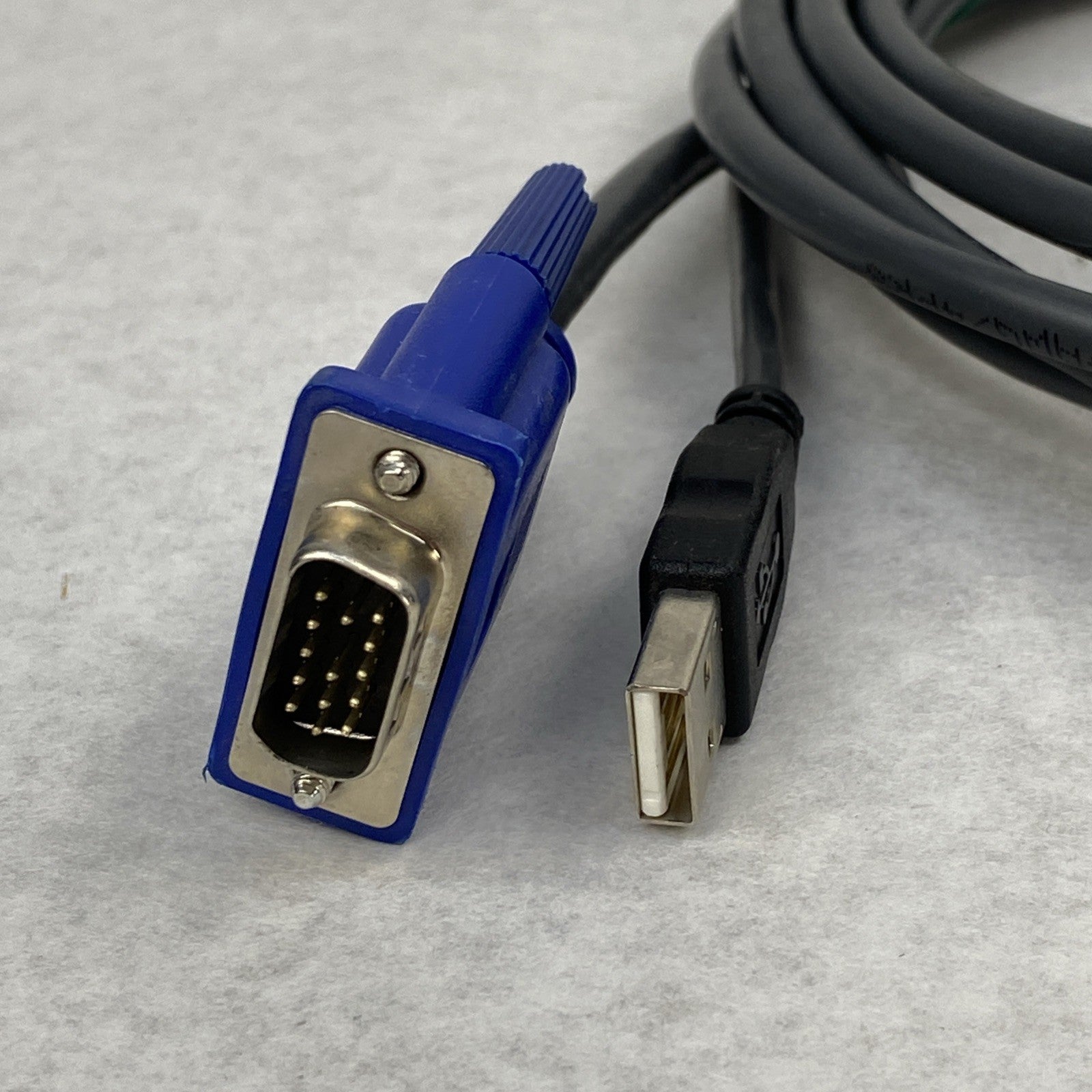 Avocent USBIAC-10 USB and VGA integrated CAT5 KVM Server Cable 520-422-5025