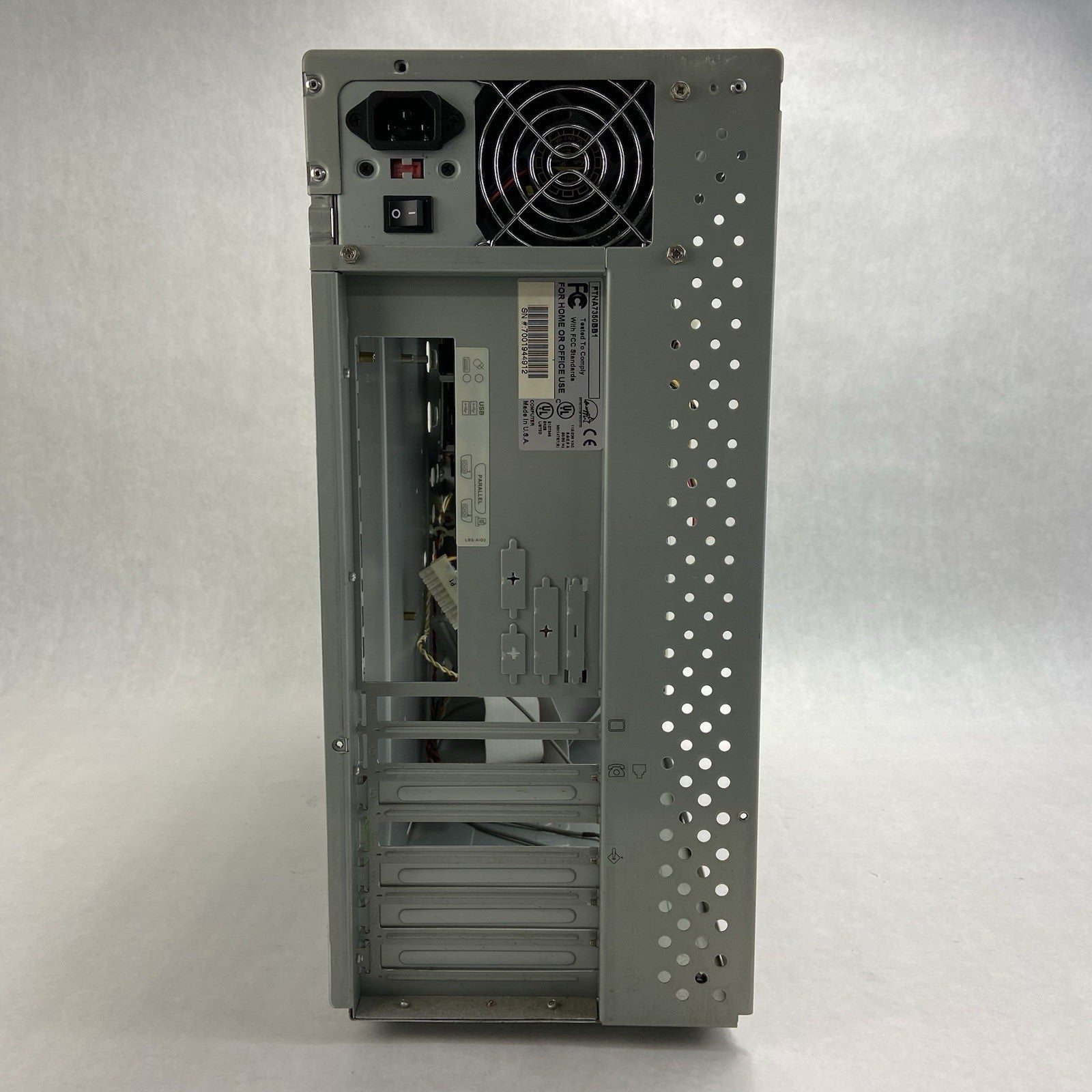 Vintage Quantex Mid Tower ATX Computer Case FSP Group FSP250-60GTW8