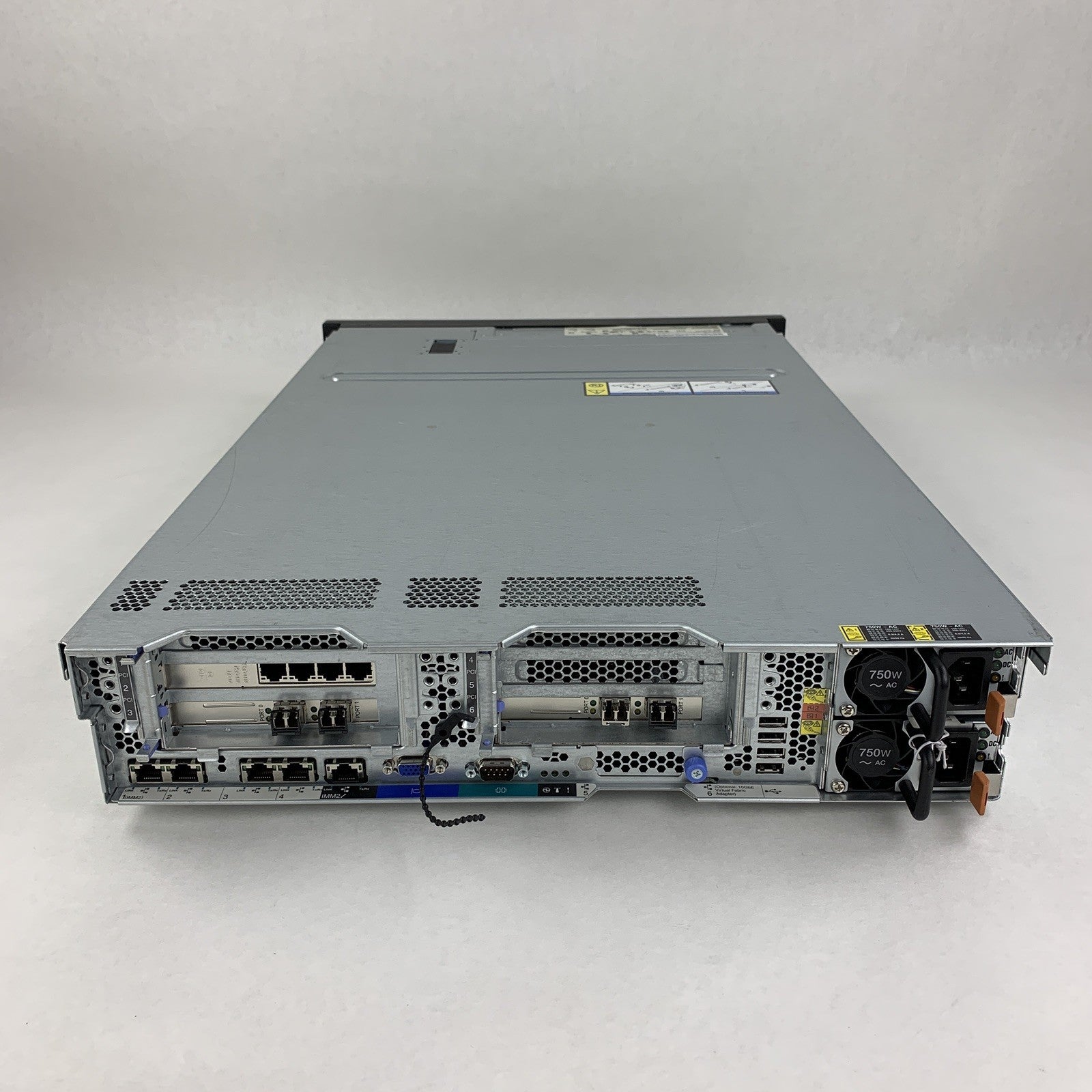 IBM System x3650 M4 Server  2x  E5-2640 2.5 GHz 32 GB RAM No OS No 2.5" HDD