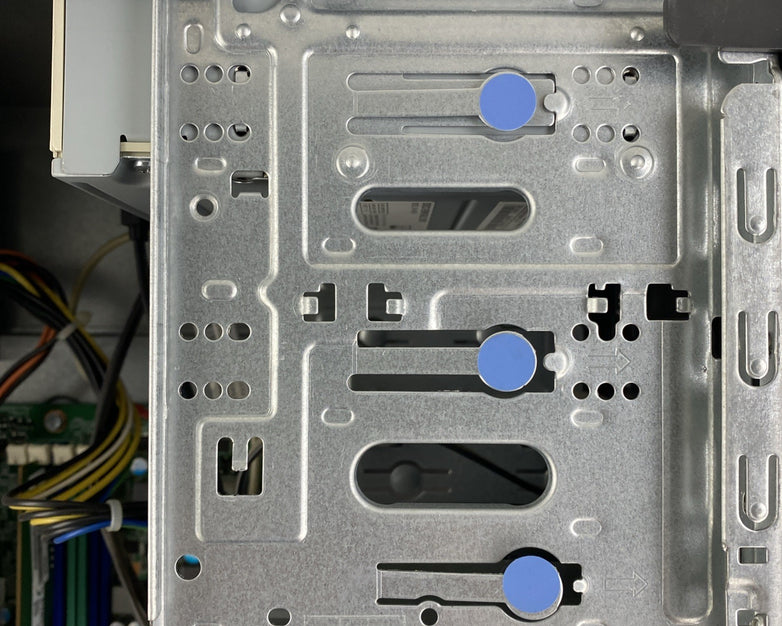 Lenovo ThinkCentre M900 MT Intel Core i5-6500 3.20GHz 8GB RAM No HDD No OS