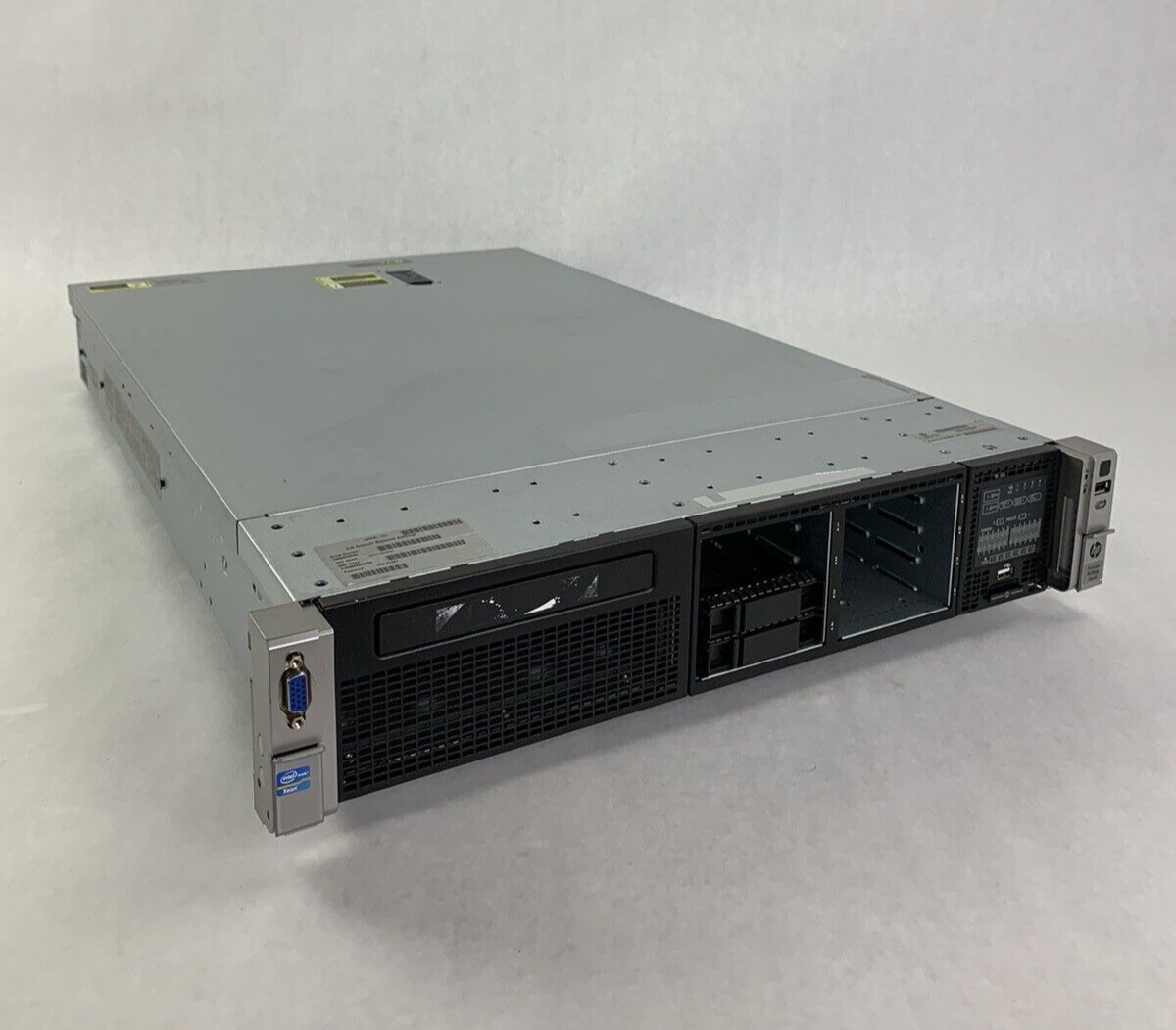 HP ProLiant DL380p Gen8 Server E5-2640 2 GHz 48 GB RAM NO HDD NO OS