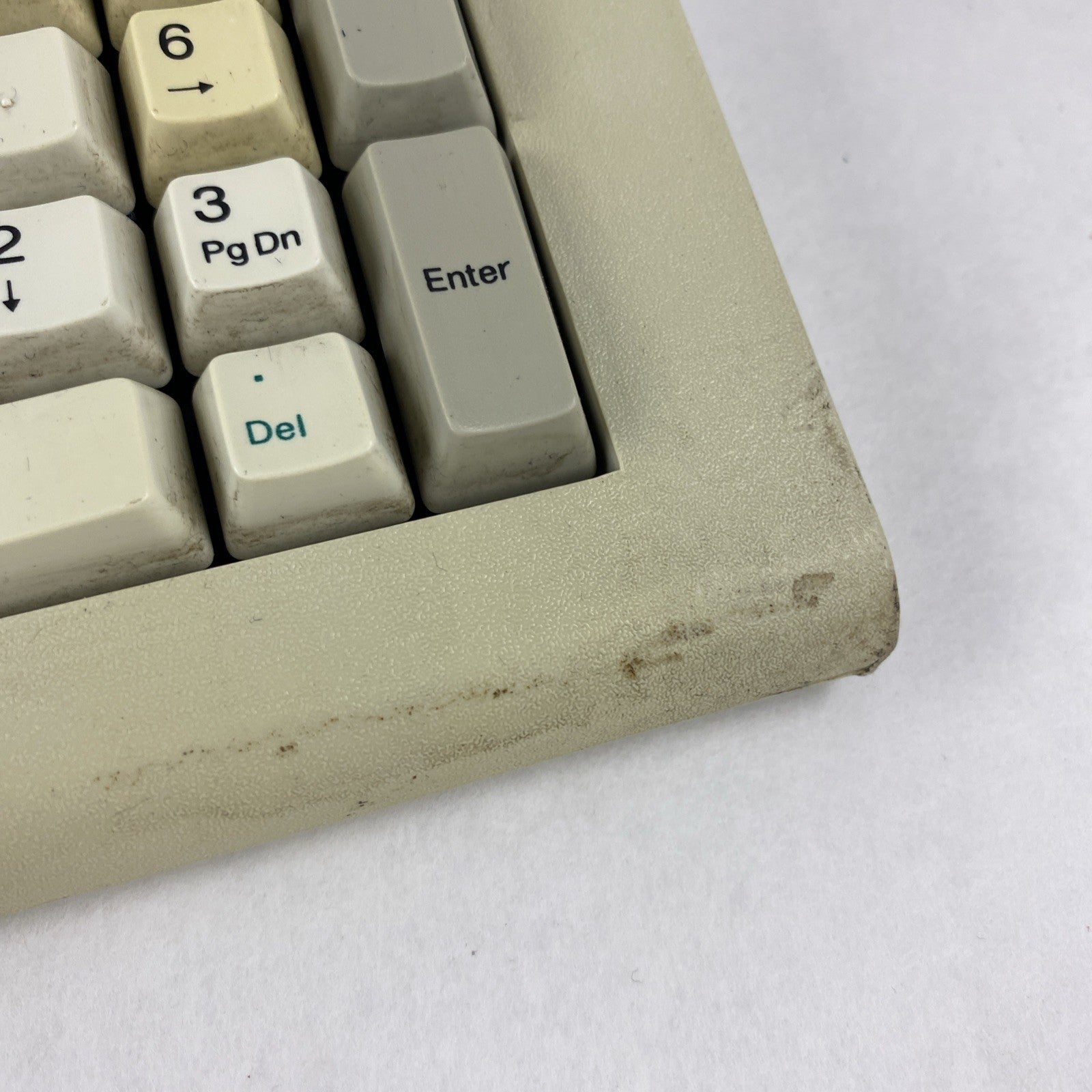 Vintage Focus Electronic FSQ4VYFK-555 Mechanical Keyboard -  Alps SKCM Switches7