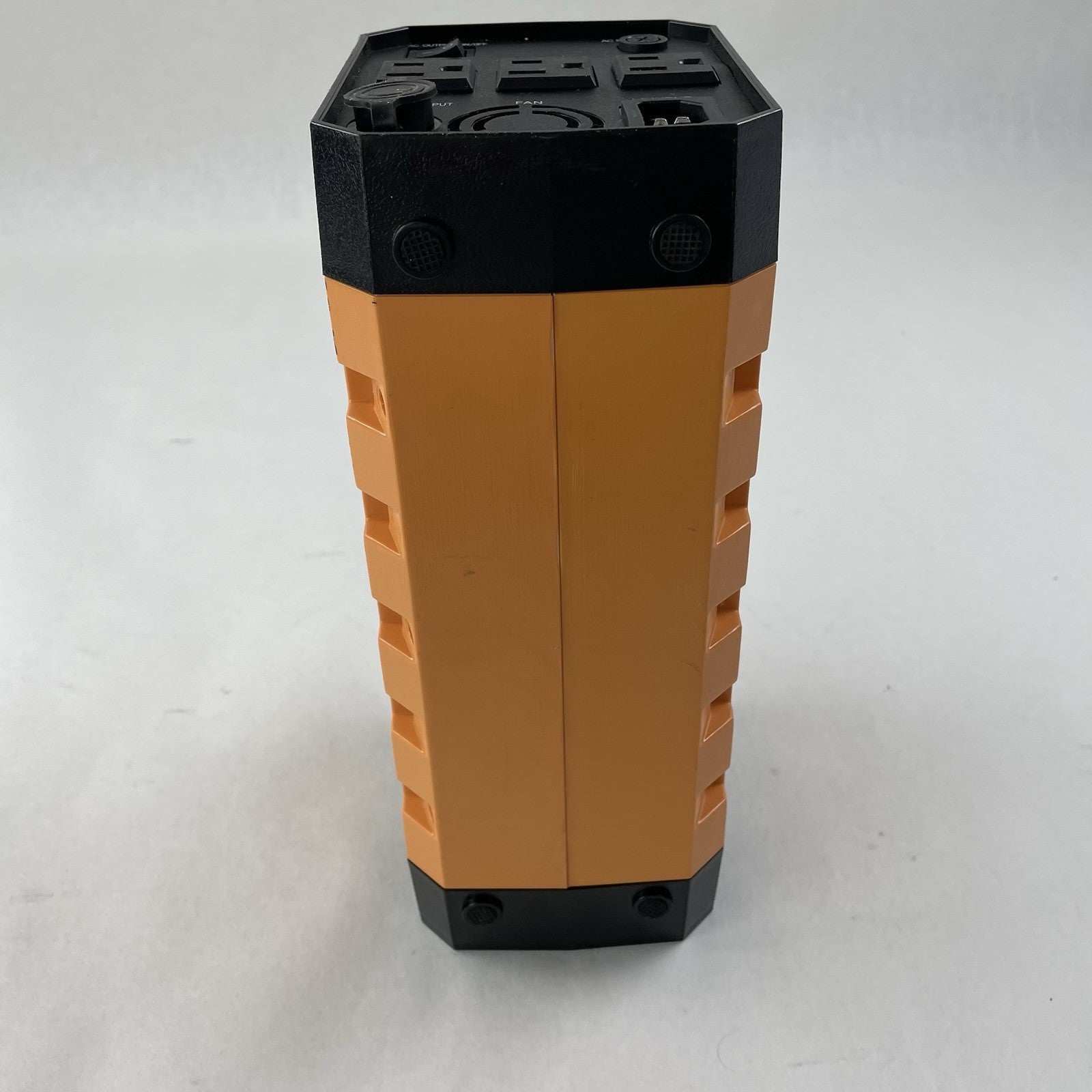 Aeiusny UPS-500AD Solar Generator Portable Power Station Used