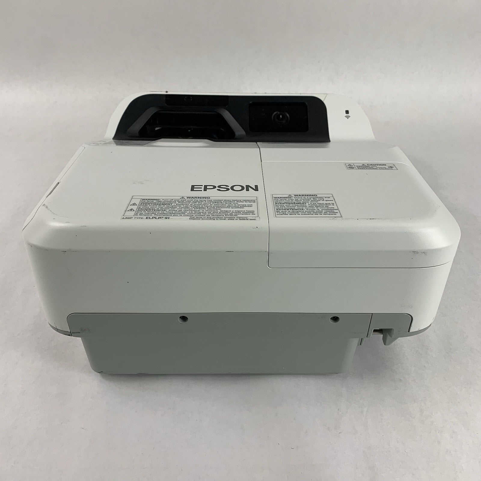 Epson PowerLite 695Wi H740A LCD Lamp Projector 1132 Lamp Hours - No Remote1
