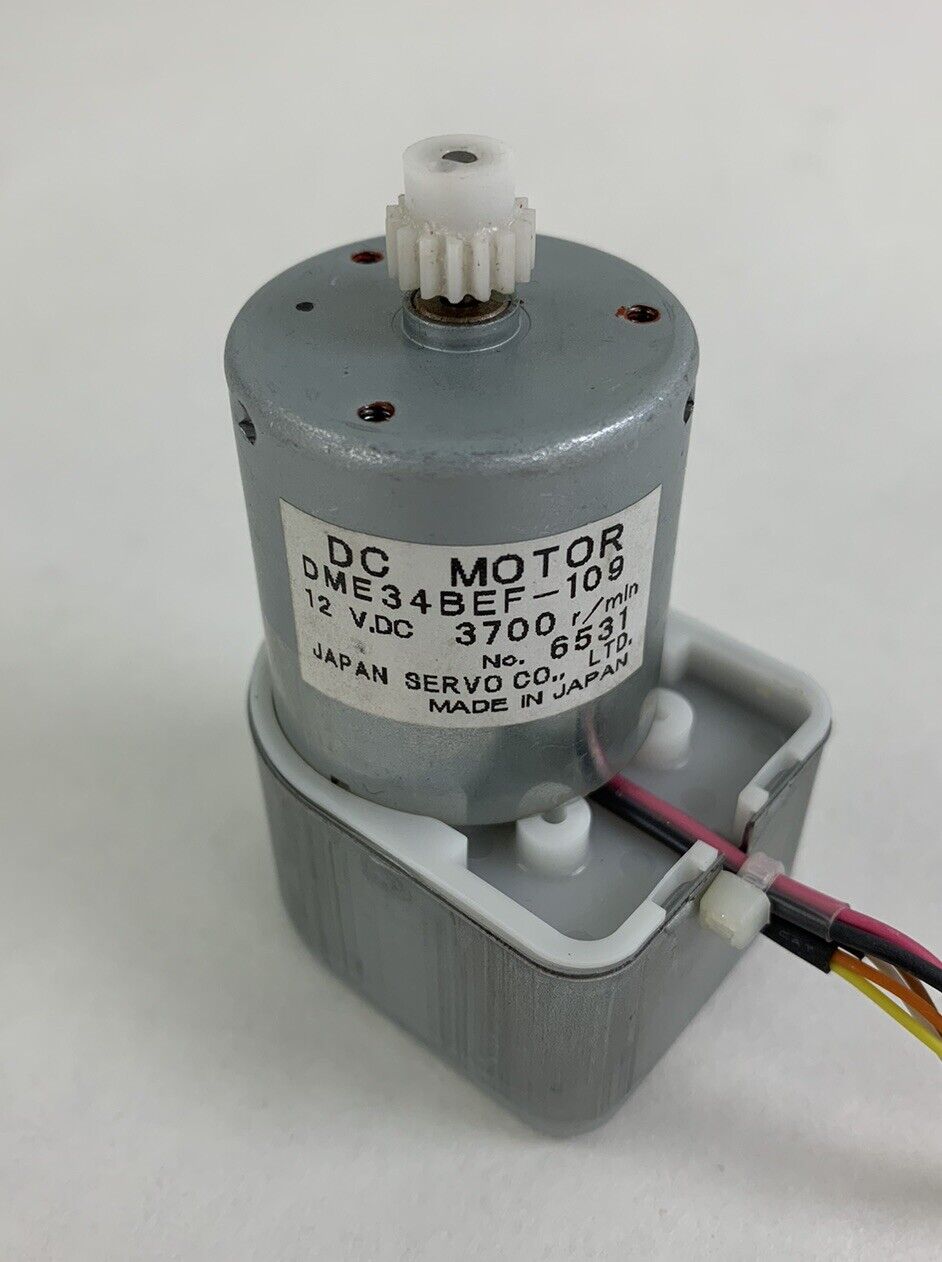 Japan Servo Co DC Motor DME34BEF-109 12 V.DC 3700 r/mln No. 6531