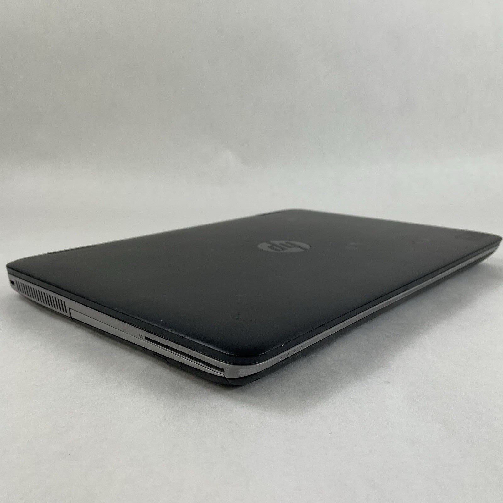 HP ProBook 640 G3 14" i5-7200U 2.50 GHz 8 GB RAM No SSD/OS/AC/Batt - Bad Corner12