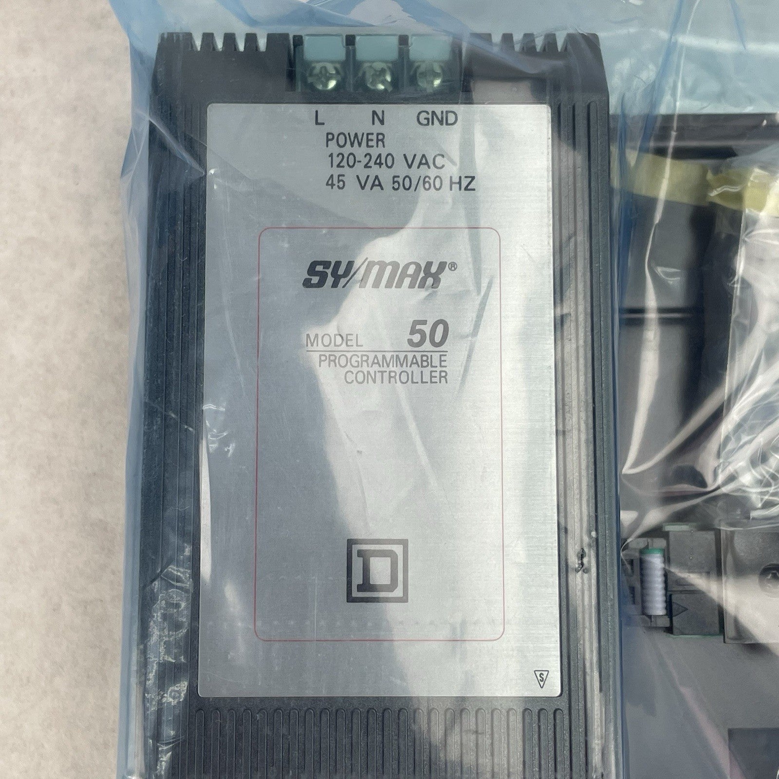 Square D 8005 CP-50 SY/MAX Model 50 Programmable Controller RT-108 Relay Module8