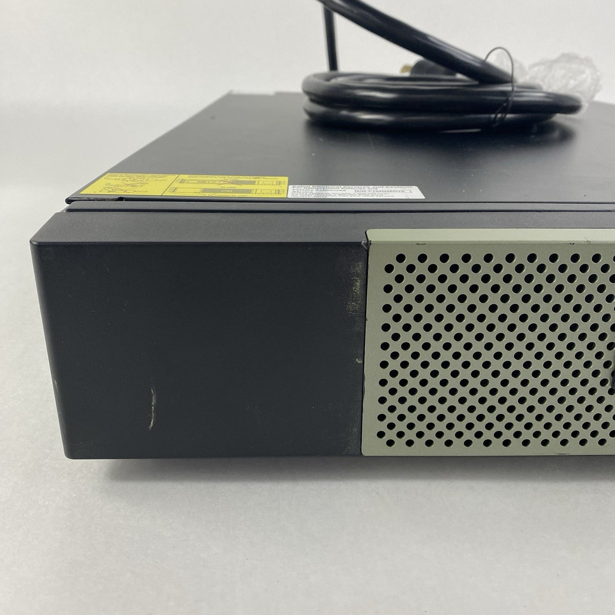 Eaton 5P3000 3000VA 2700W 6 Outlet Rack Tower UPS - Tested7