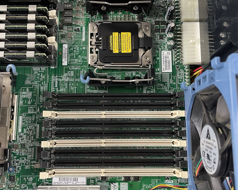 HP Prolient ML350 G6 1x Xeon E5606 2.13 GHz 32 GB RAM No HDD/GPU