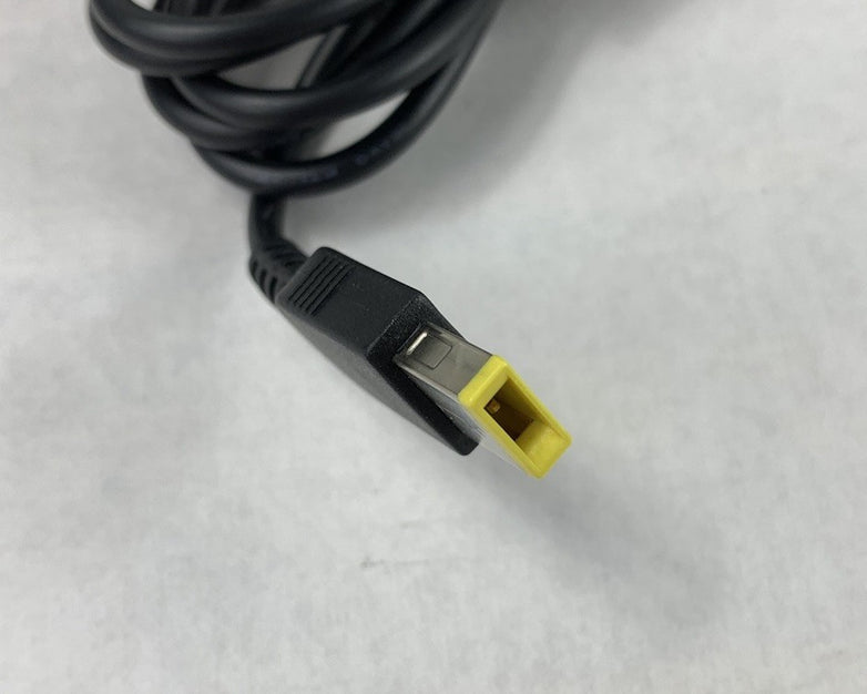 Lenovo ADL135NLC3A 135W 20V 6.75A AC Adapter Power Supply