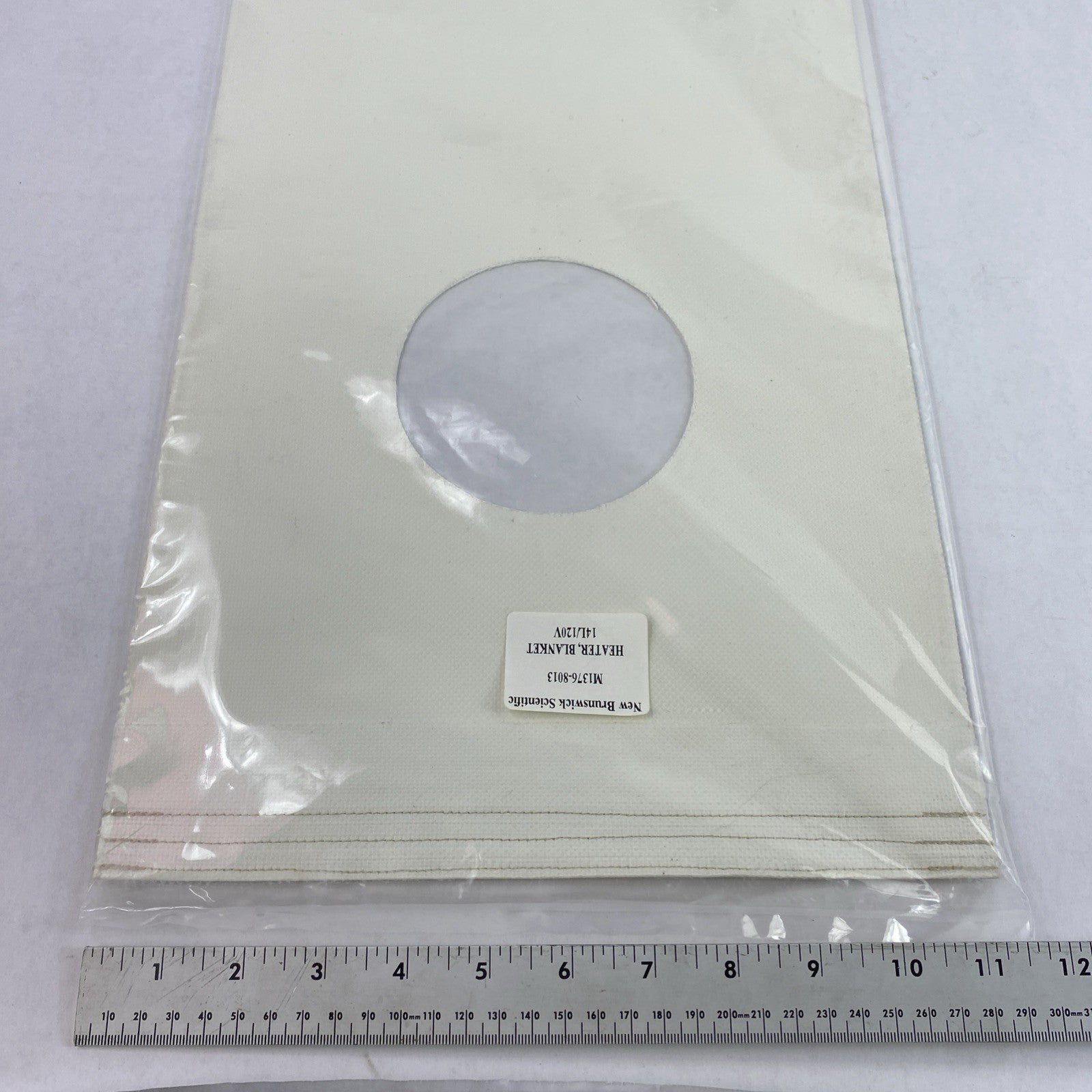 New Brunswick M1376-8013 Fermentation Heating Pad Blanket 27.5" x 11.5" For 14 L11