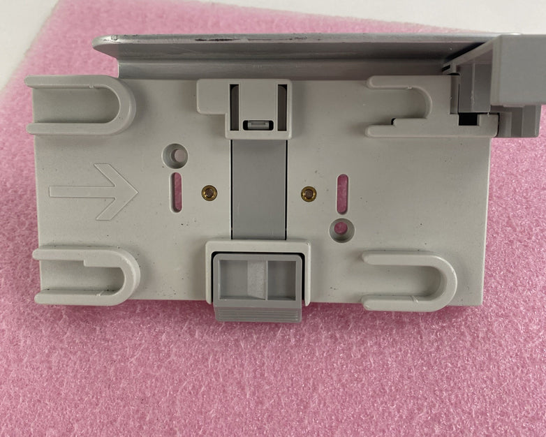 Philips M3080-41201 With Metal Mounting Bracket
