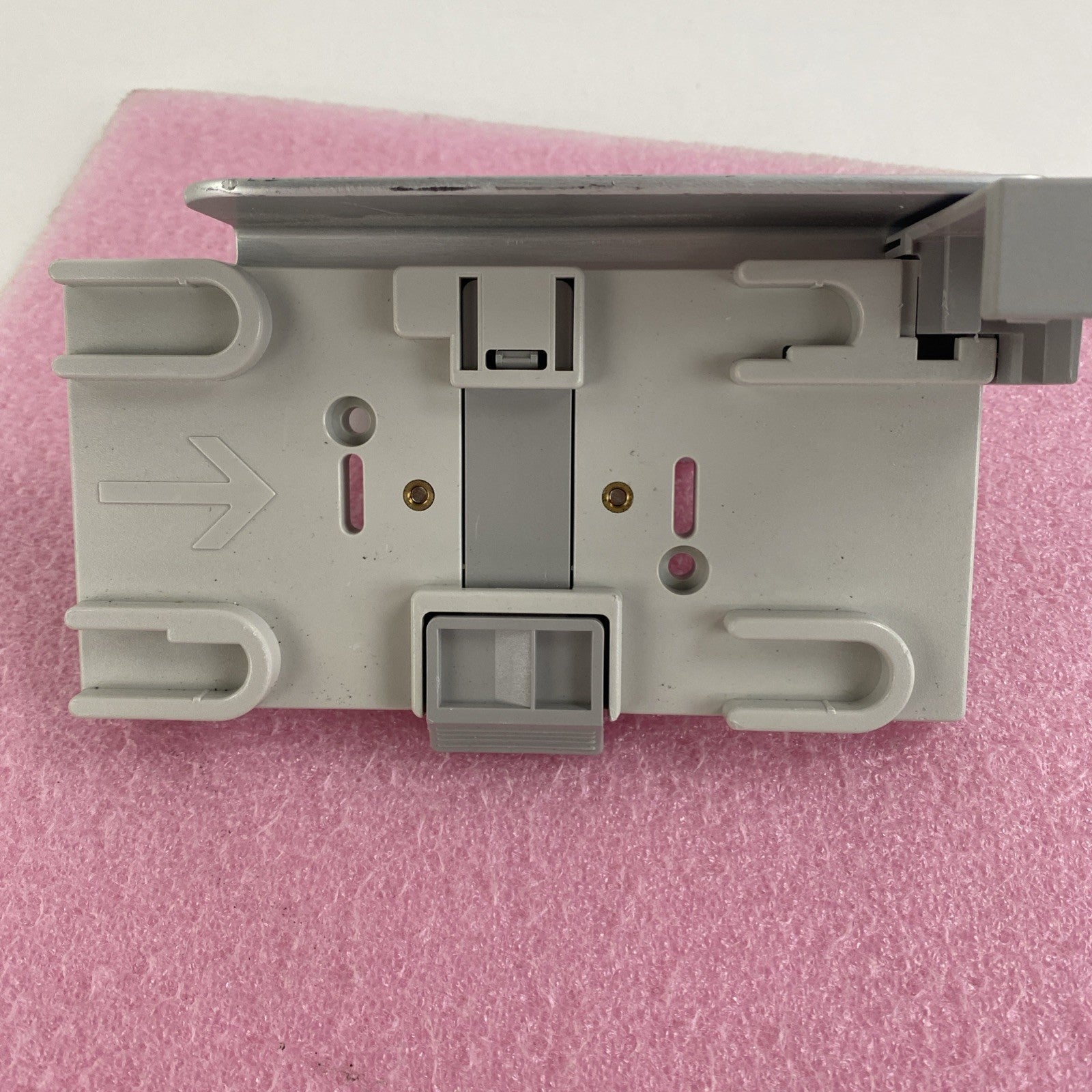 Philips M3080-41201 With Metal Mounting Bracket1