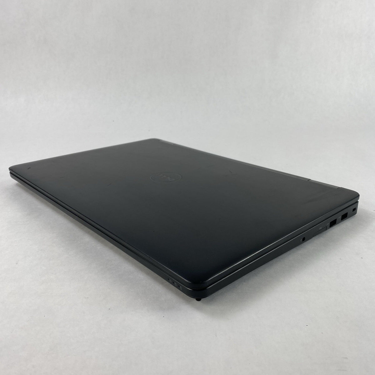 Dell Latitude E5570 15.6" i5-6300U 2.4GHz 8GB RAM No SSD/OS/AC - READ9