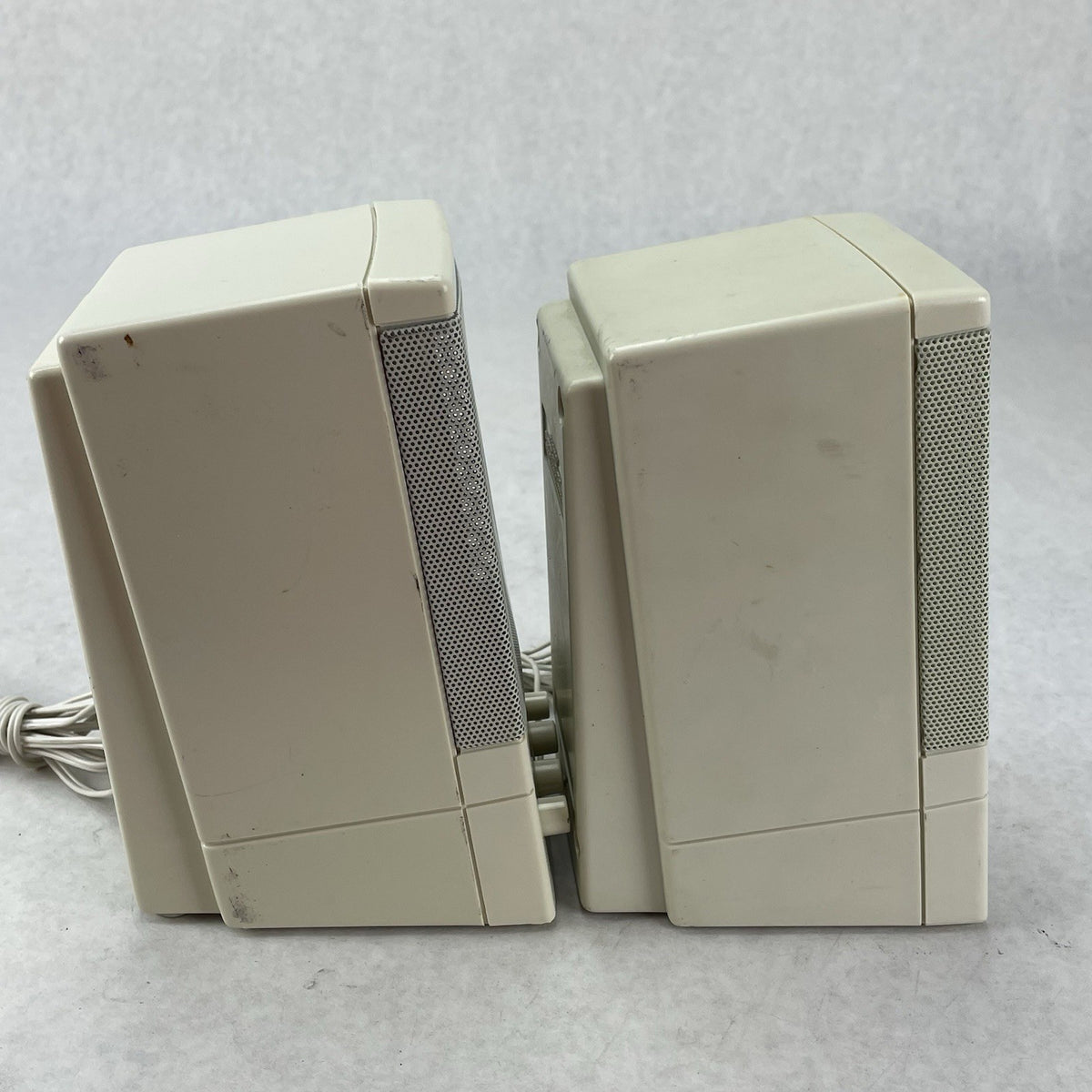 Creative Soundworks SBS20 Tested With Power Cord4