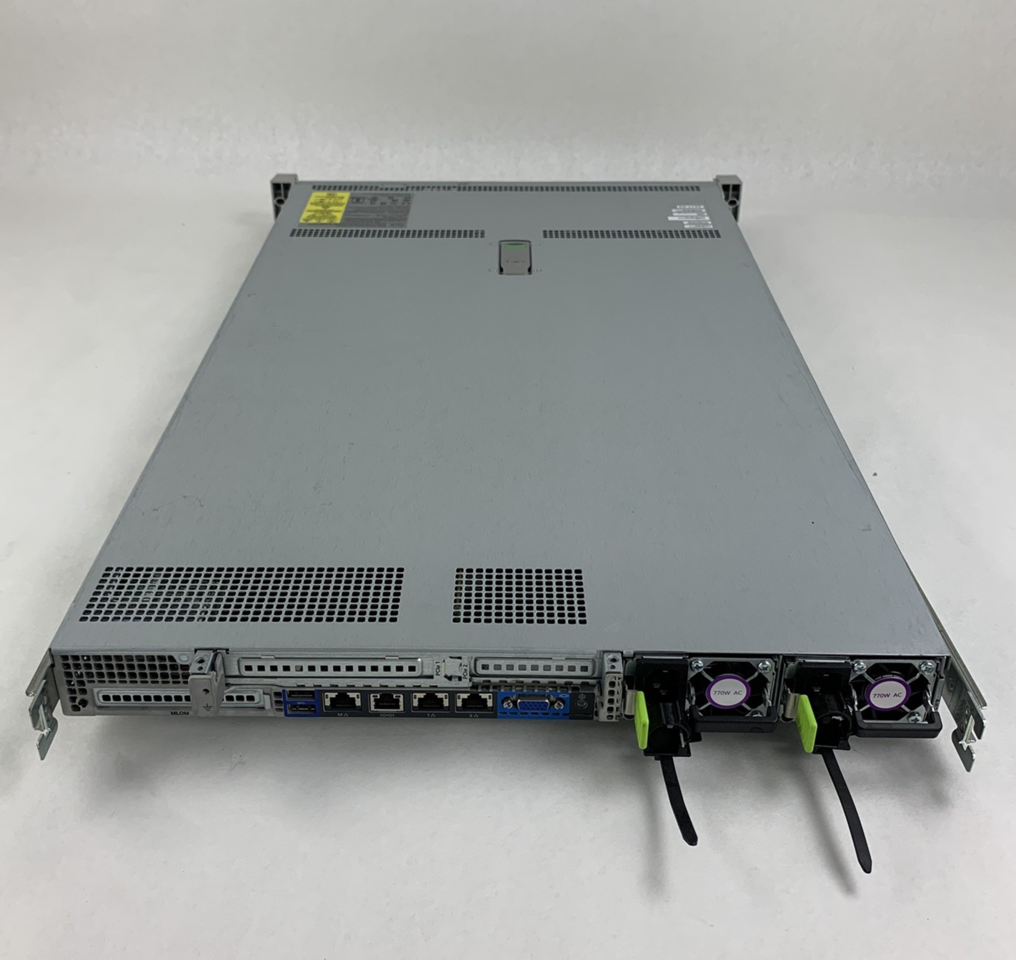 Cisco UCSC-C220-M4S Server 1x Xeon E5-2630 V3 2.4 GHz 32 GB RAM No OS No HDD