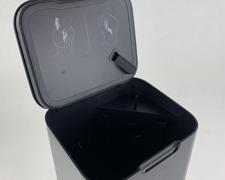 iRobot ADE-N1 Clean Base Automatic Dirt Disposal Tested No Disposable Bag