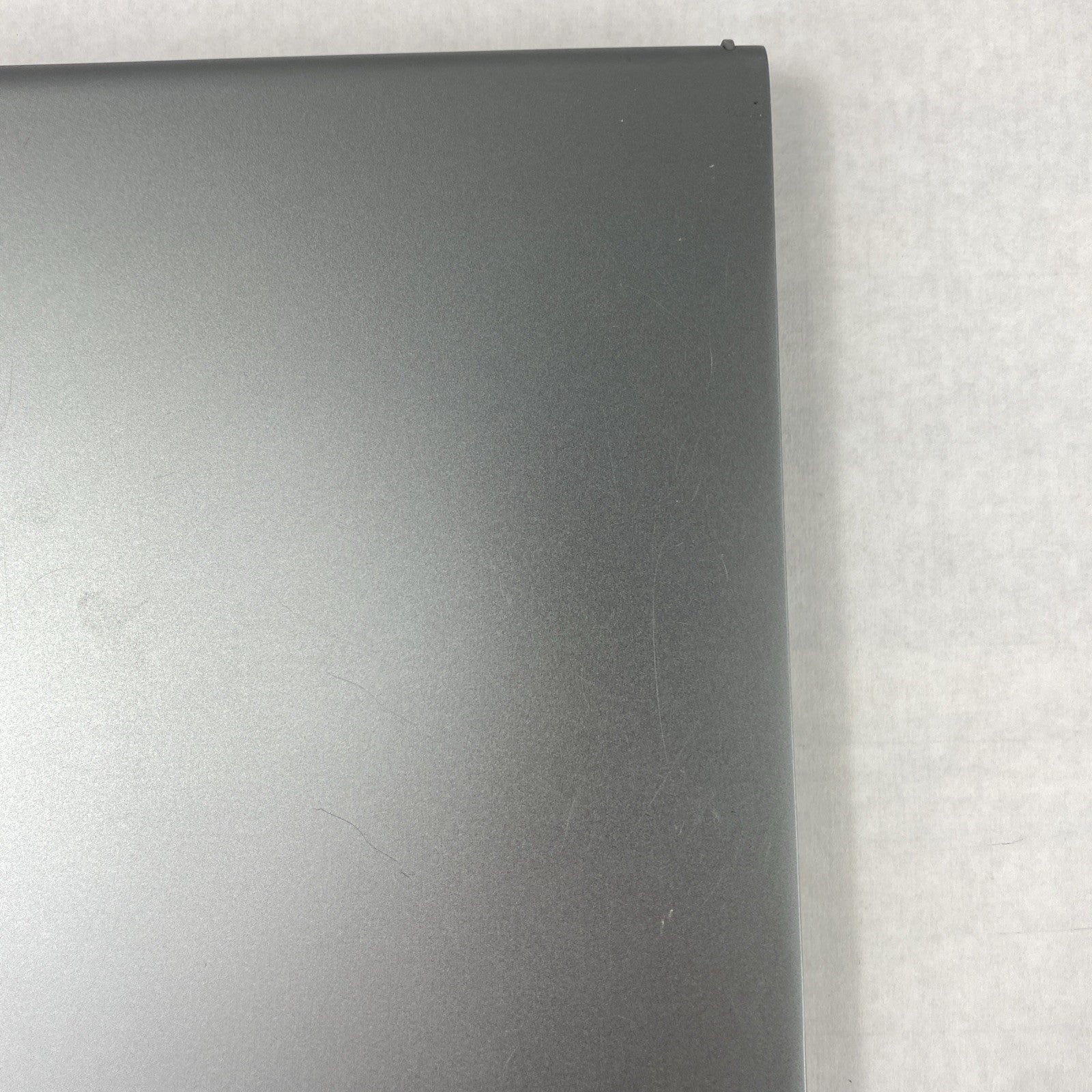 Dell Vostro 15 3530 Intel Core i7-1355U 1.77 GHz 16 GB RAM 15.6" No HDD No OS
