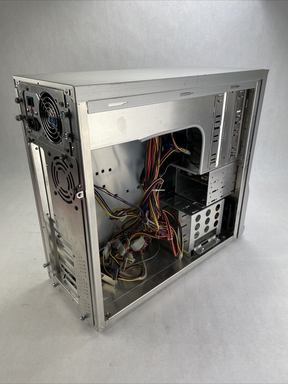 Vintage Lian-Li PC-60H1 Mid Tower Computer Case w/AL-A400ATX Power Supply