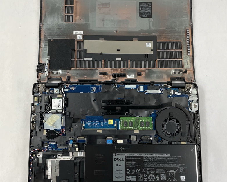 Dell Latitude 5500 15.6" i5-8265U 1.60 GHz 8 GB RAM No SSD/OS/AC