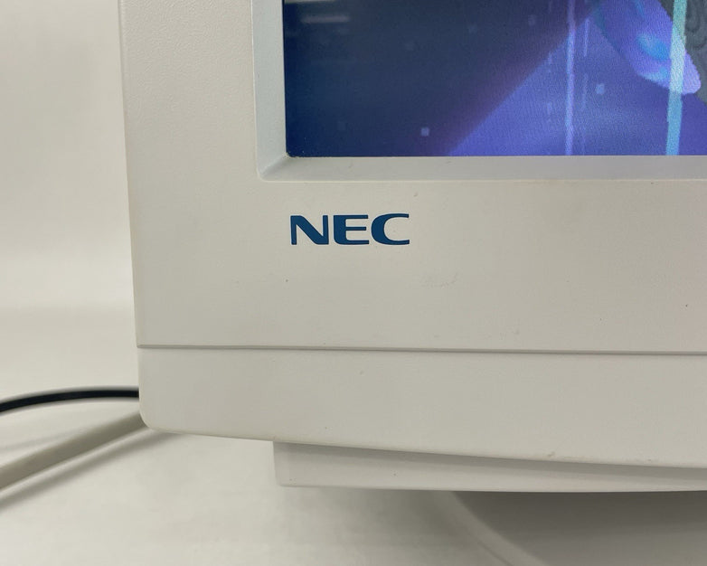 NEC AccuSync 90 17.5" AS90 N903 VGA 85hz CRT Tested