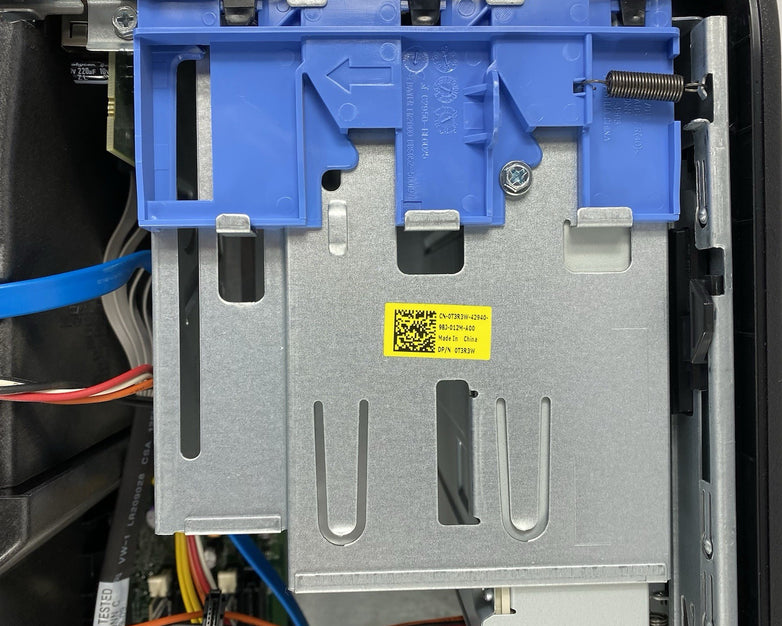 Dell OptiPlex 780 MT Intel Core 2 Duo E8400 3GHz 4GB RAM No HDD No OS