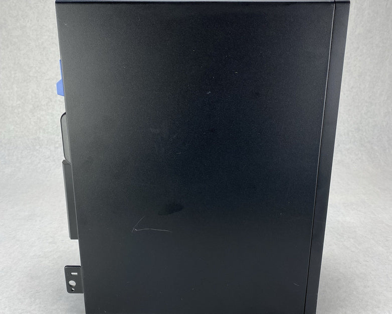Lenovo ThinkCentre M900 SFF Intel Core i7-6700 3.4GHz 8GB RAM No HDD No OS