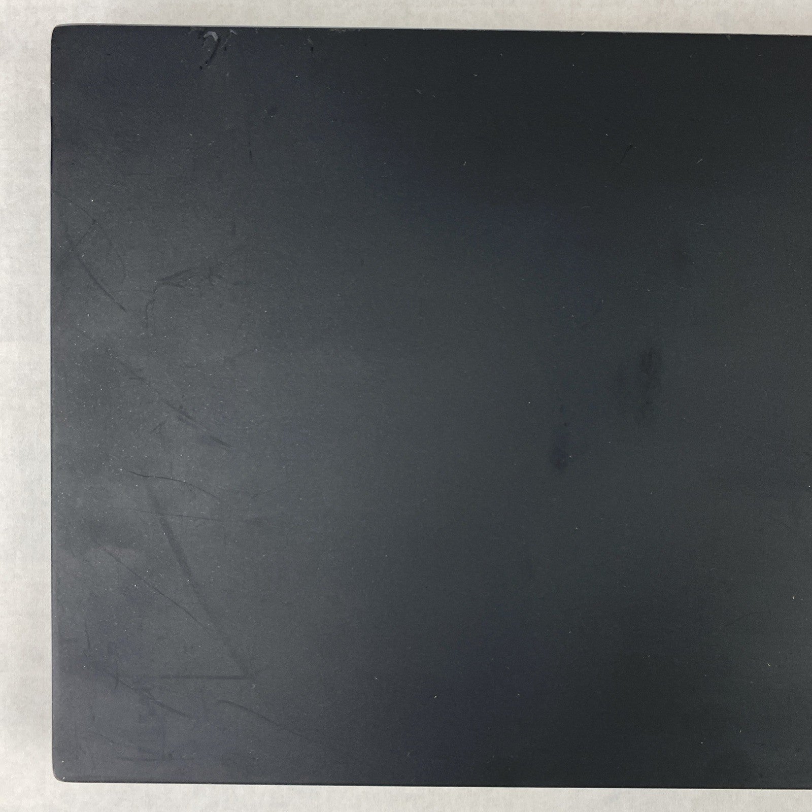 Lenovo ThinkPad T490 Core i5-8365U 1.60 GHz 8 GB RAM 14" No Battery No HDD No OS