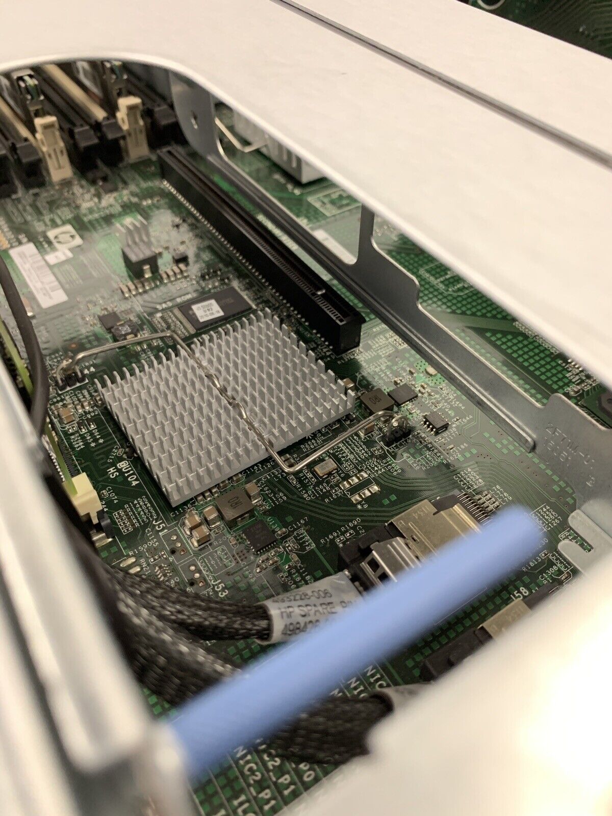 HP Proliant DL380 G7 Server 2x Intel Xeon E5660 2.8 GHz 24 GB RAM No OS No HDD