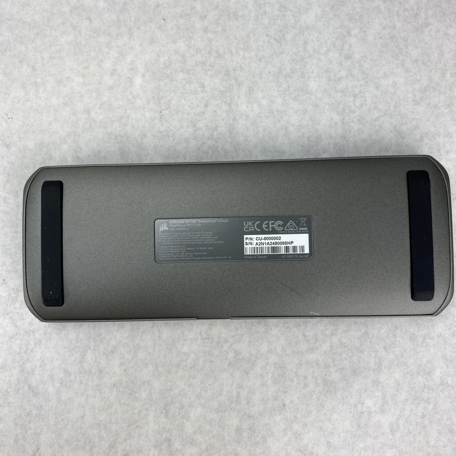 Corsair TBT200 Thunderbolt 4 Docking Station P/N CU-9000002 - No Power Adapter3