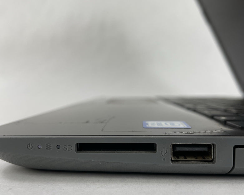 HP 15-da0046nr 15.6" i3-7020U 2.30 GHz 8 GB RAM No SSD No OS - Bad Bottom
