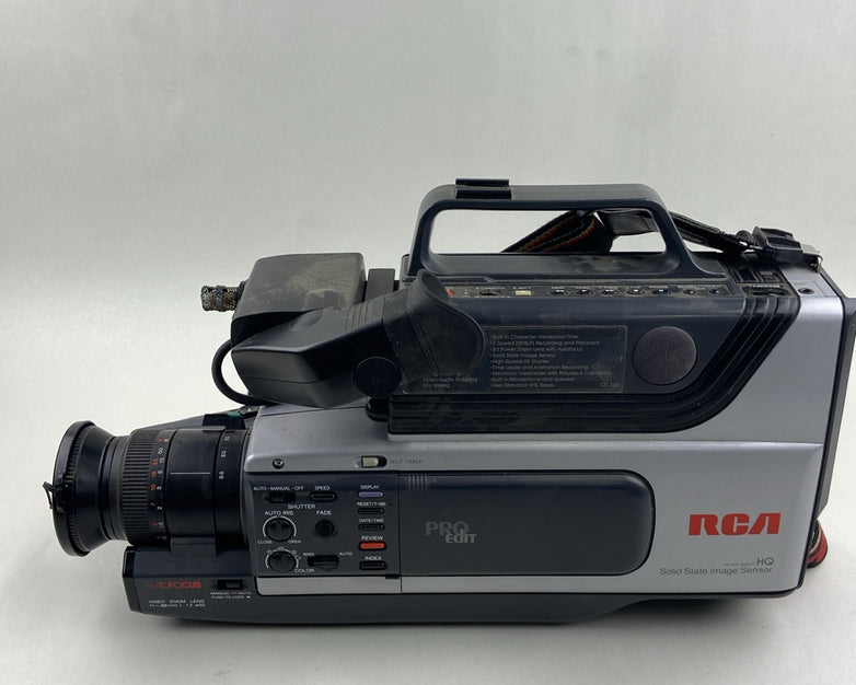 RCA CC320 - Pro Edit VHS HQ Camcorder w/Battery, Adapter, & Case