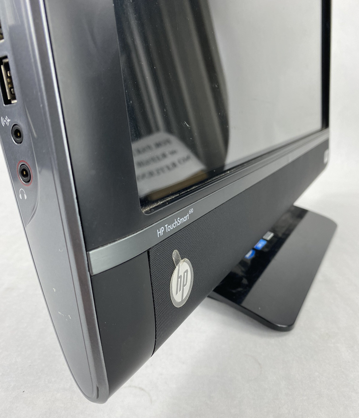 HP TouchSmart 610-1150XT AIO Intel Core i5-2300 2.8GHz 6GB RAM No HDD No OS