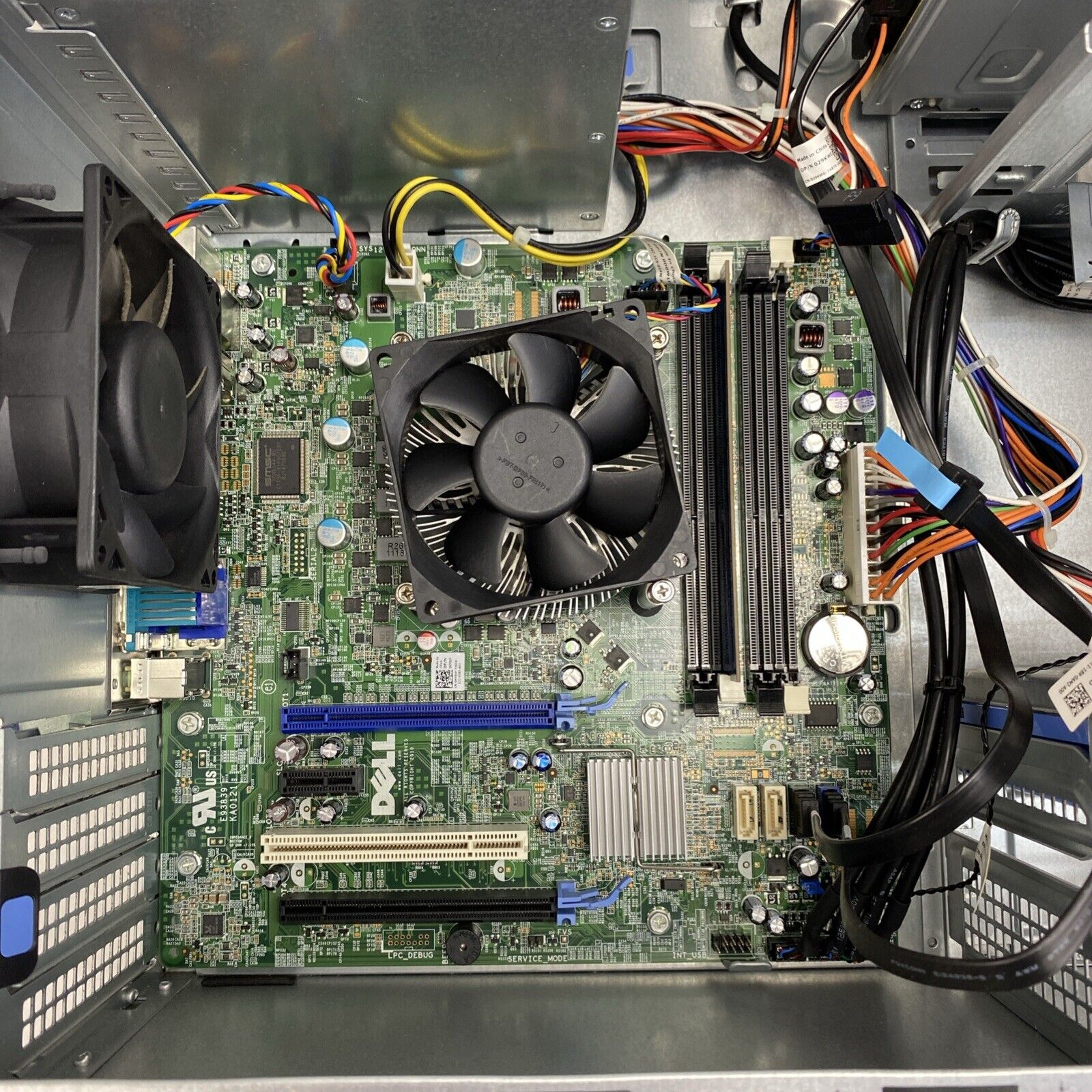 Dell OptiPlex 790 MT Intel Core i5-2500 3.30GHz 4GB RAM No HDD No OS