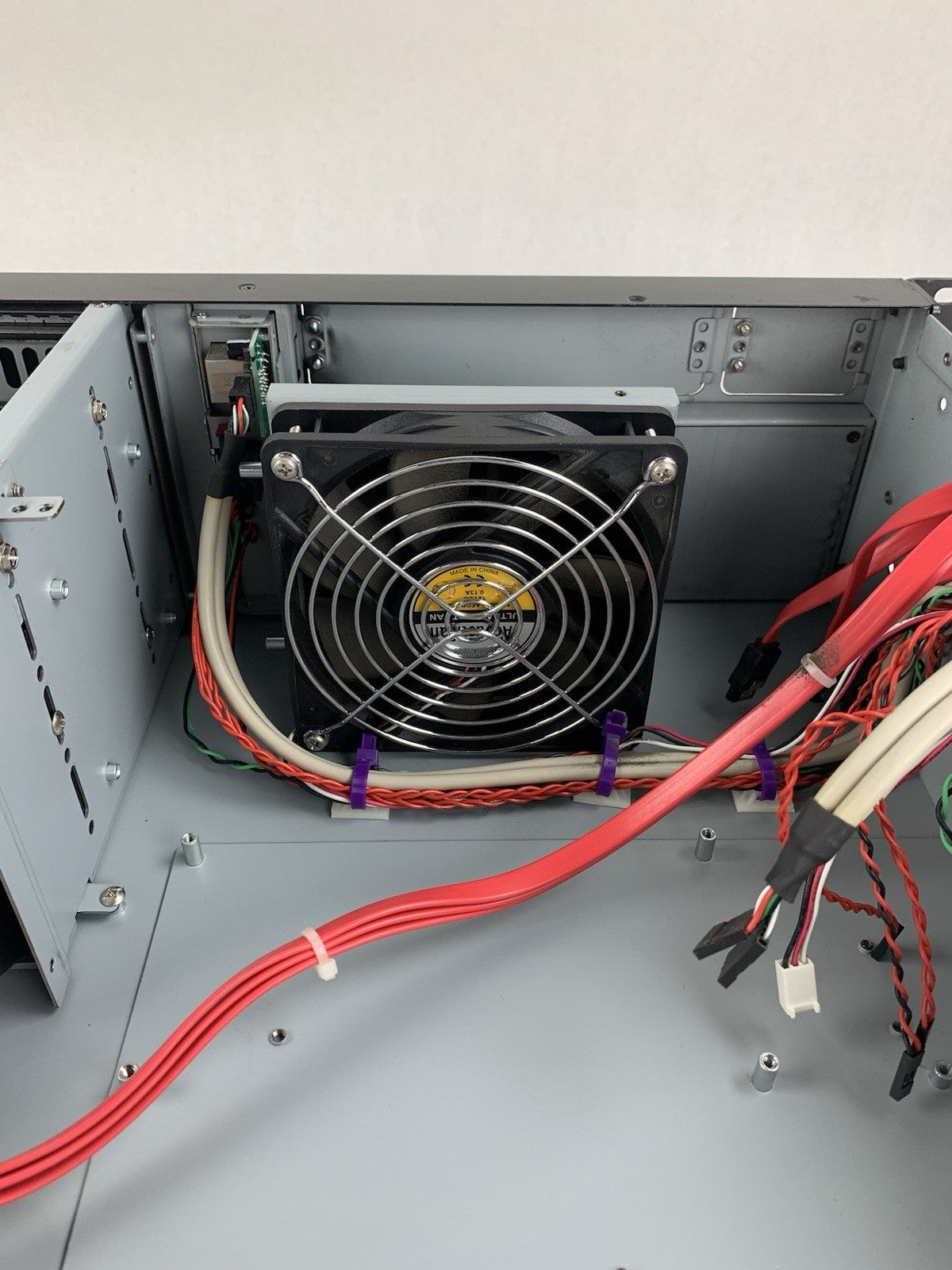 Unbranded 2U Server Chassis Rackmount Case No Power Supply No Boards