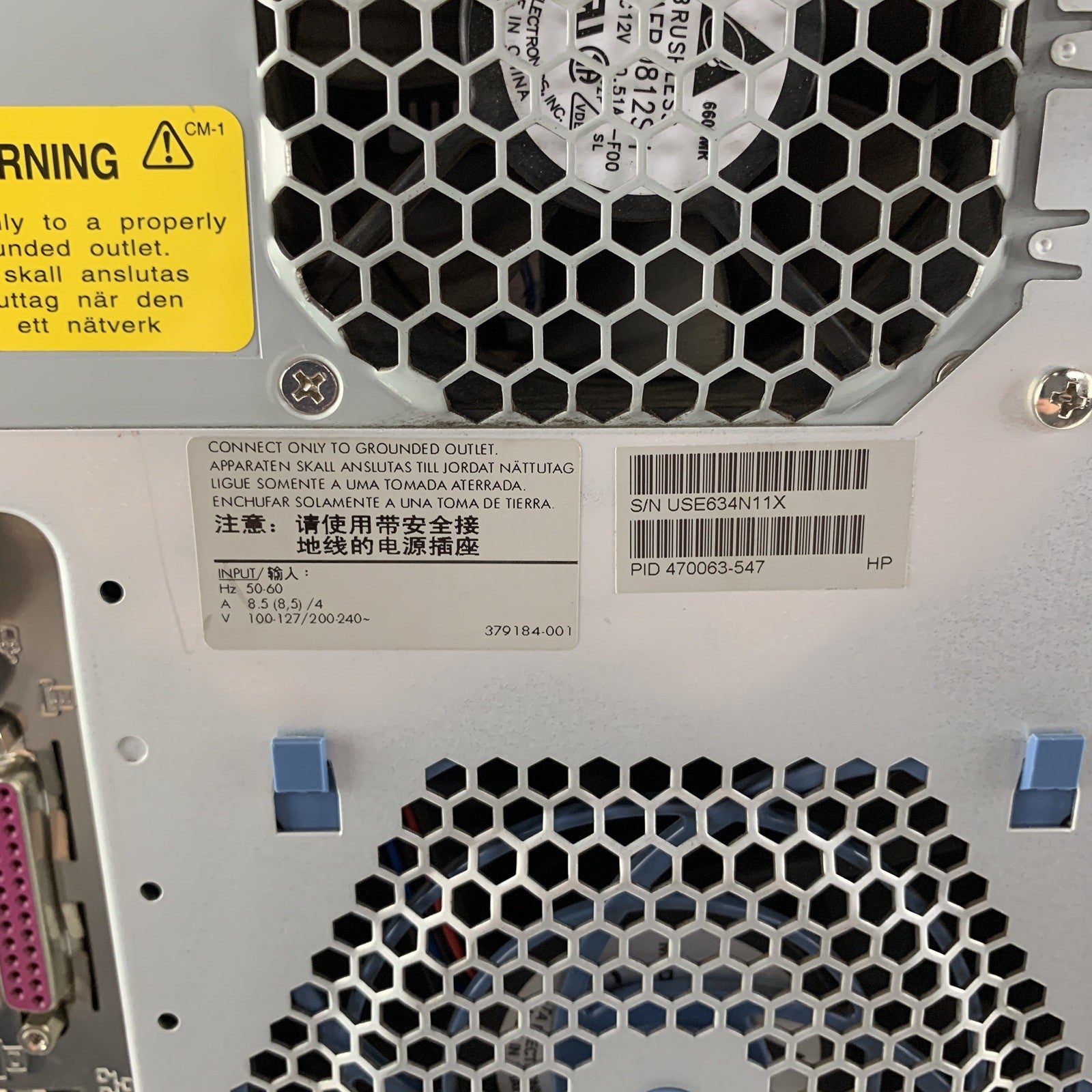 HP Proliant ML150 G2 Tower Server 1x Xeon 3.0 GHz 3 GB Ram No OS No HDD