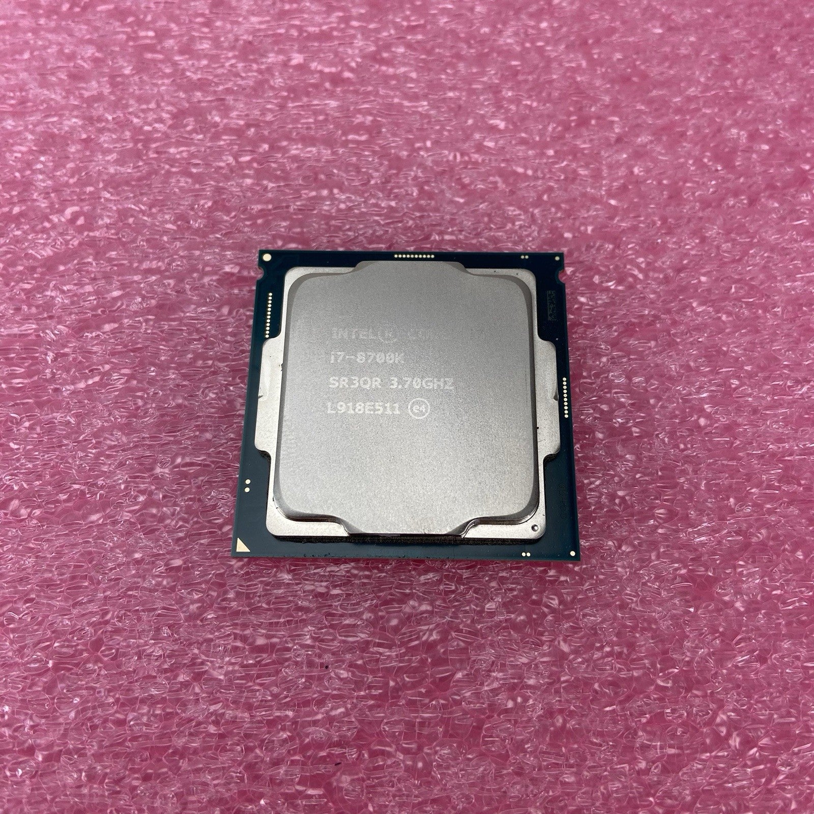 Intel Core i7-8700K SR3QR 3.7GHz Desktop CPU1