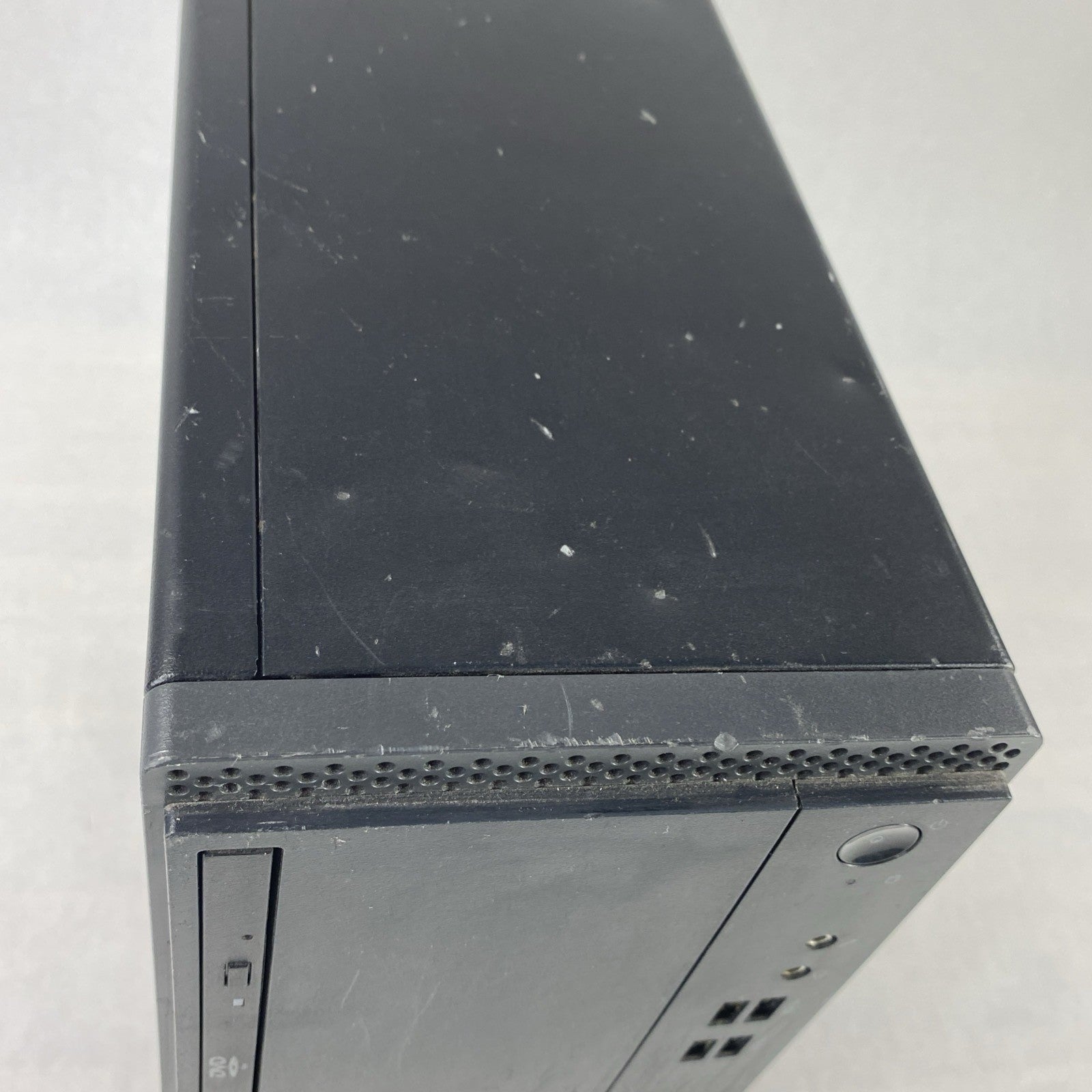Lenovo ThinkCentre M710t MT Intel Core i7-7700 3.60 GHz 8 GB RAM No HDD No OS