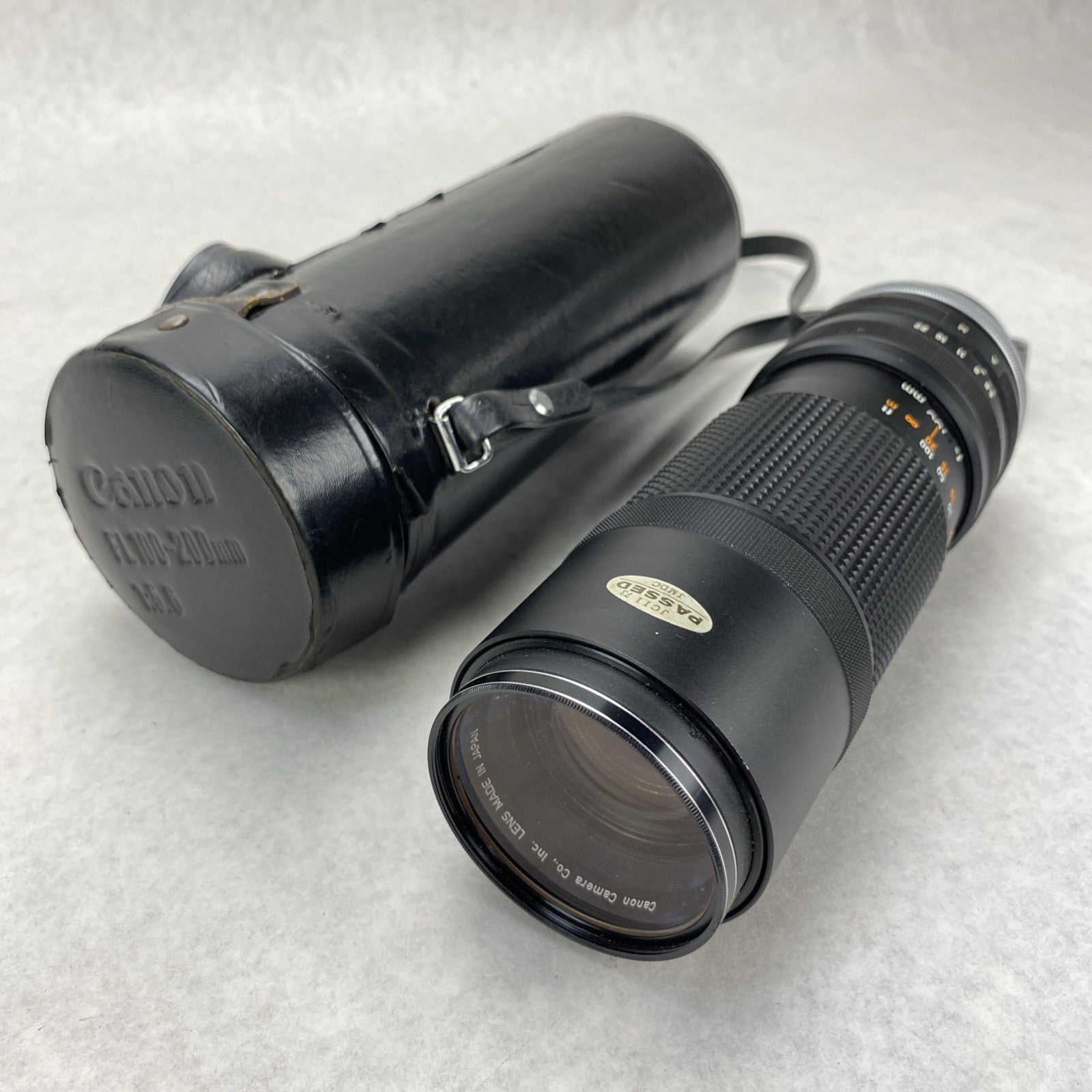 Canon Zoom Lens FL 100-200mm 1:56 No. 15876 With Carrying Case0