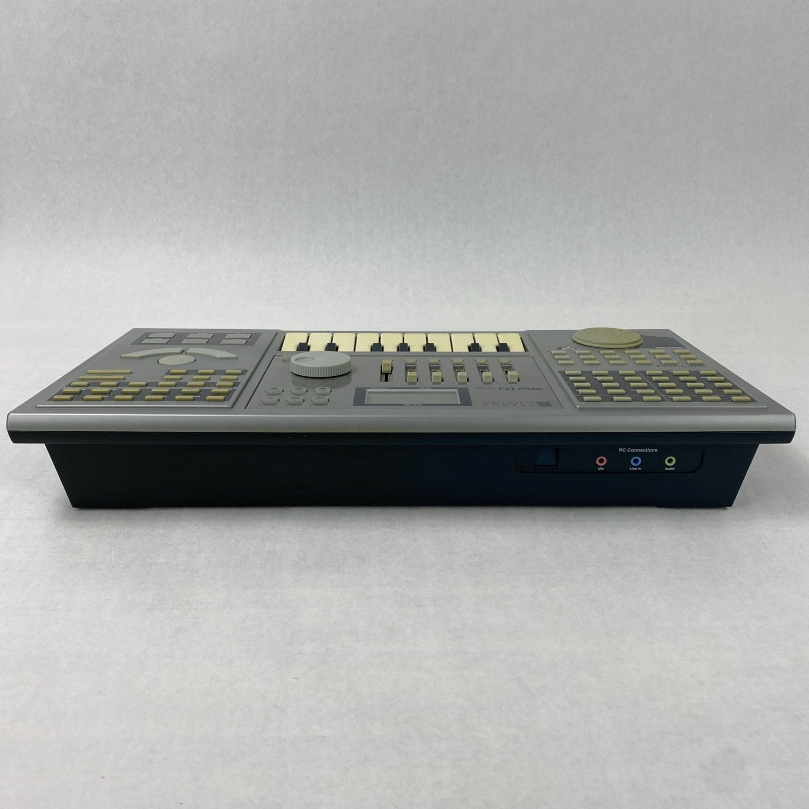 Oregon Scientific Wav DJ VM-108 Musical Sound Generator Synthesizer