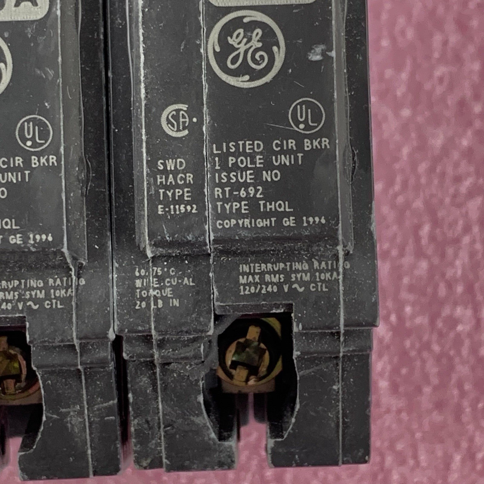 GE RT-692 THQB120 Circuit Breaker 1 Pole 20 Amp Untested Lot of 6x4