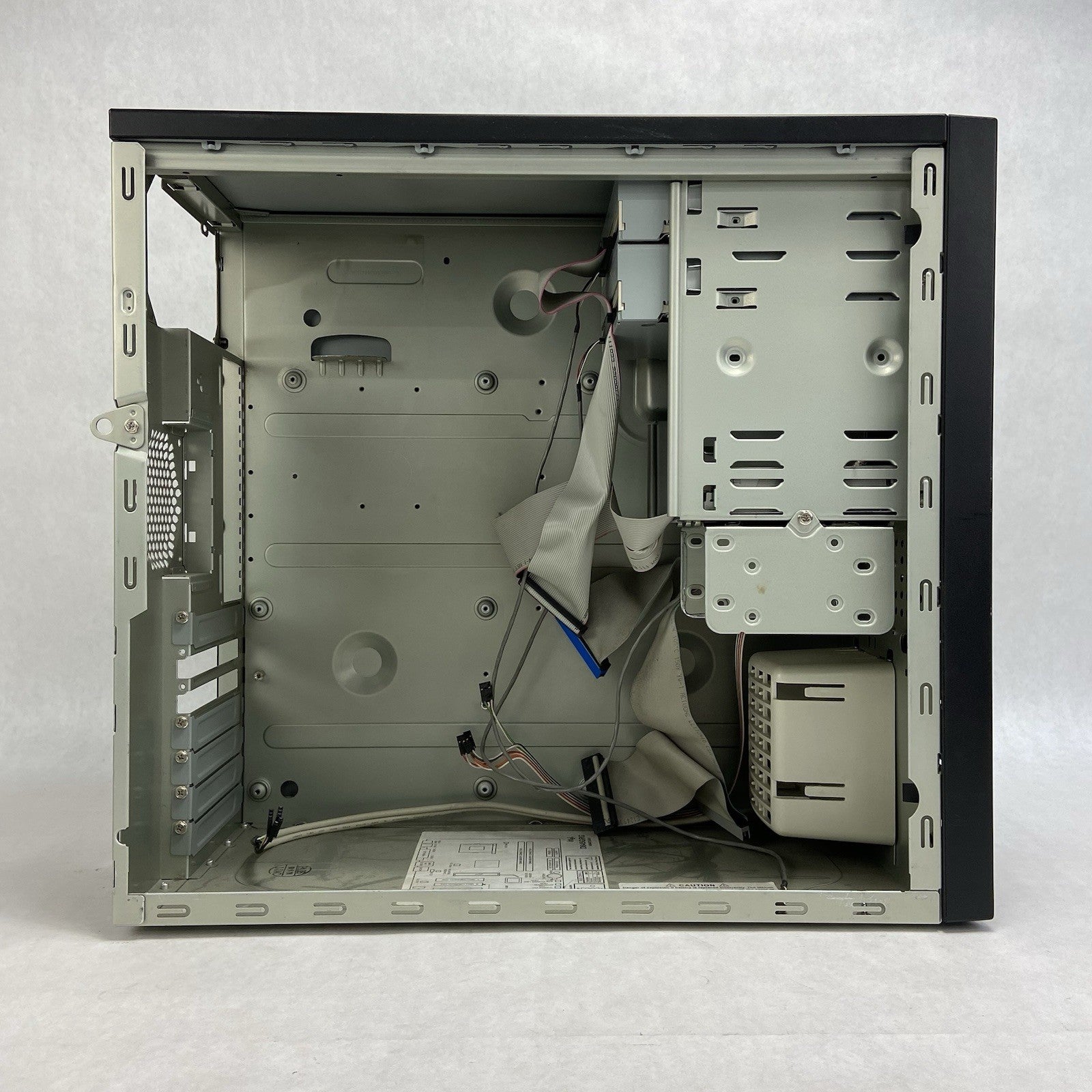 In-Win V523 Mid Tower Computer Case Bare Bones No PSU7