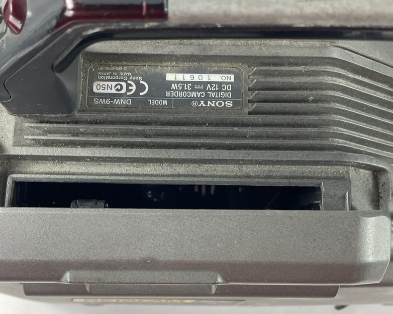 Sony BETACAM SX DNW-9WS Digital Camcorder Power Tested For Parts