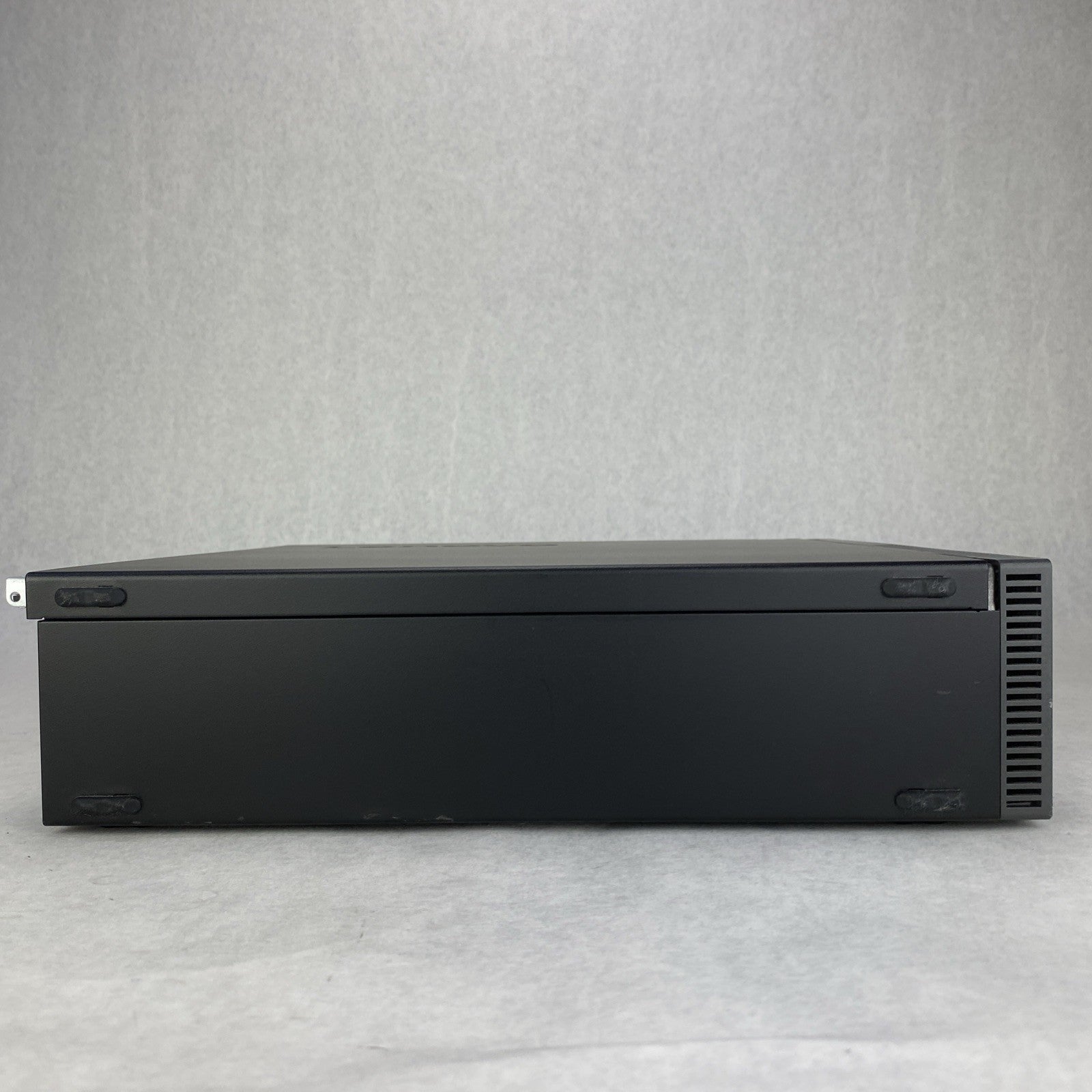 Lenovo ThinkCentre M900 Desktop Core i5-6500 3.20GHz 1x8GB RAM No HDD OS