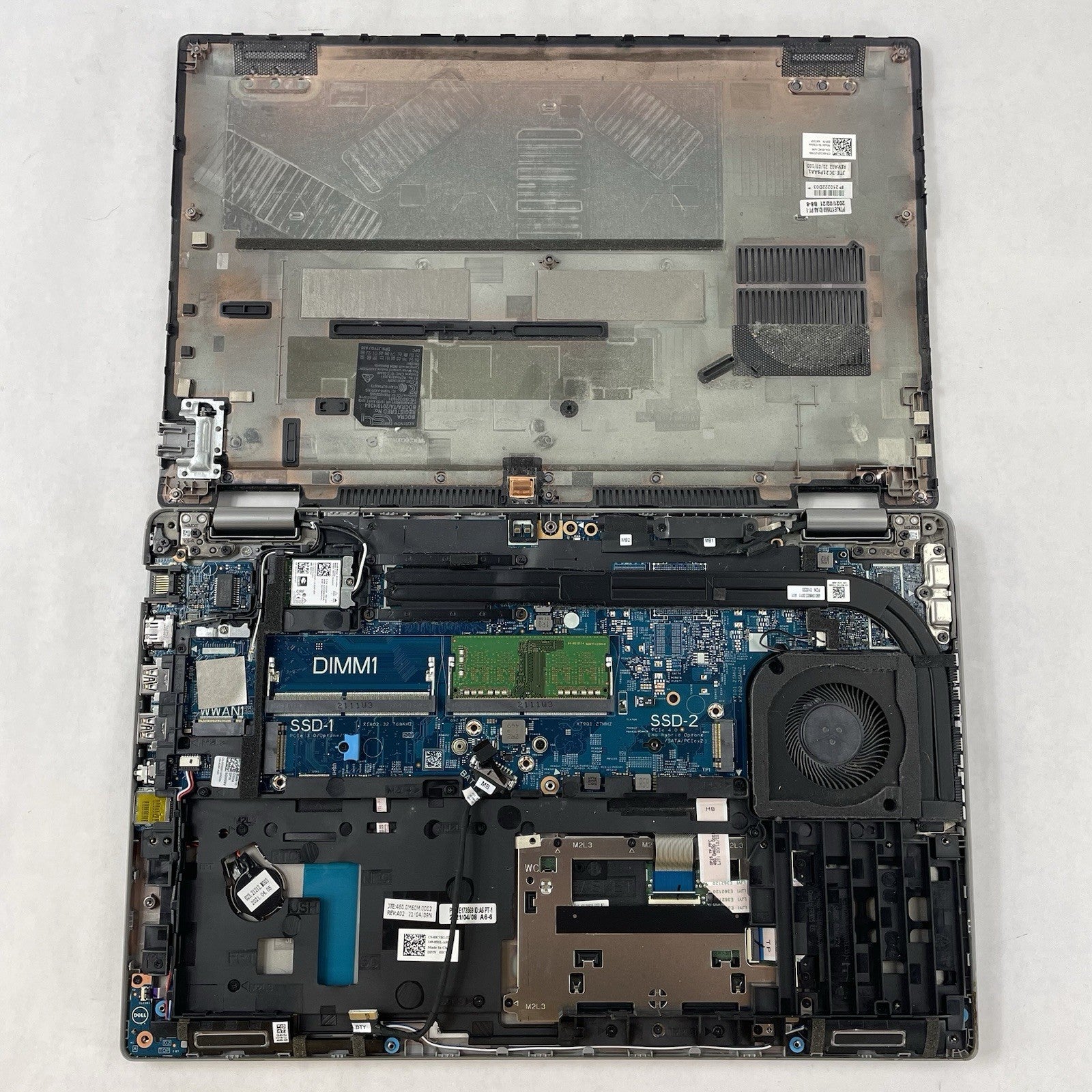 Dell Latitude 5520 15.6" i5-1135G7 2.40 GHz 8 GB RAM No SSD/OS/AC/Battery - READ16