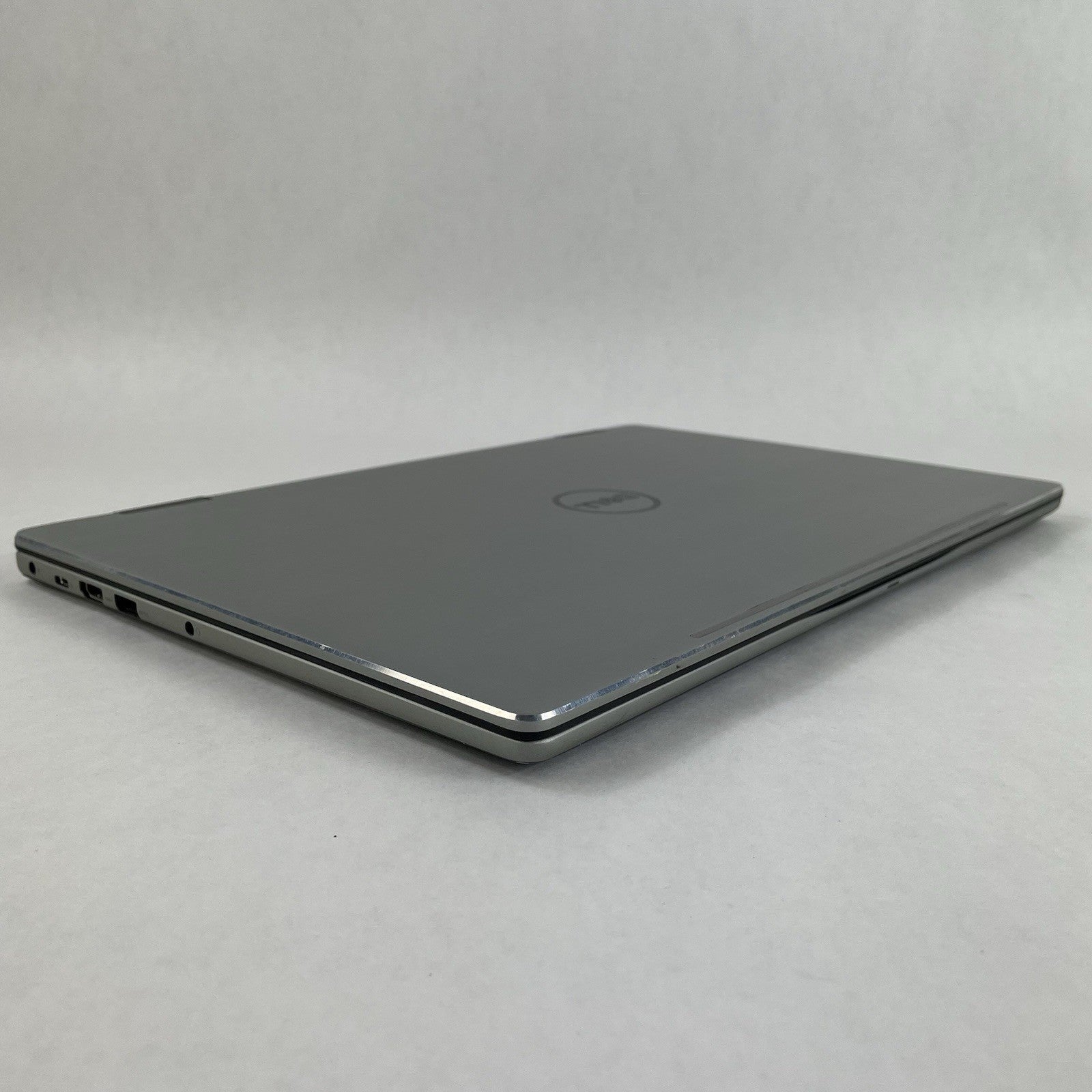 Dell Inspiron 15-7569 15.6" i5-6200U 2.30 GHz 8 GB RAM No SSD/OS/AC/Batt13