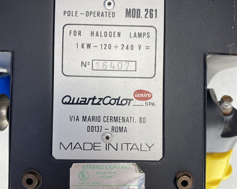 Strand QuartzColor Polaris Mod 261 Studio 1KW Fresnel Spotlight - READ